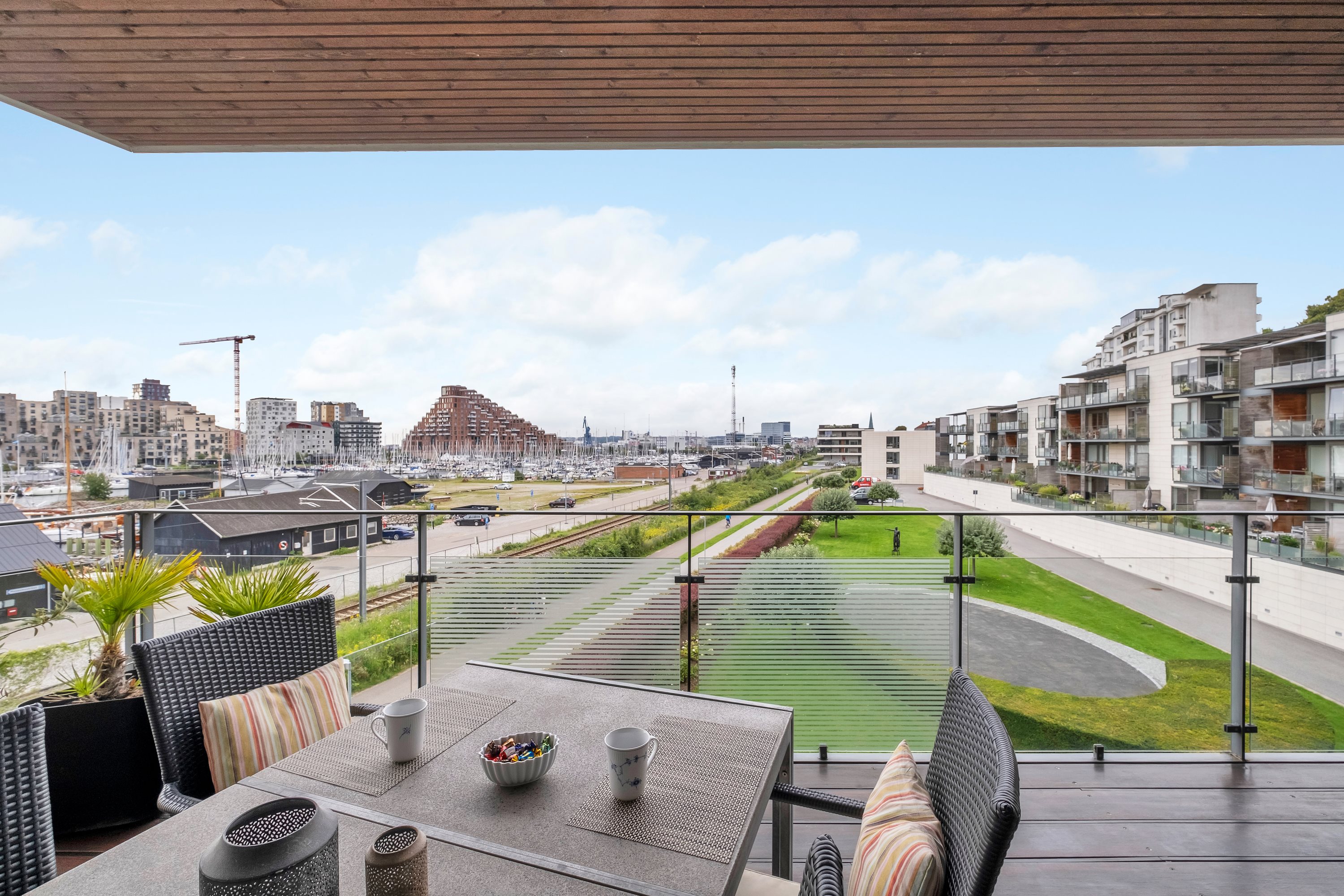 Fremhævet altan billede i fuldskærmstilstand. Billede af Langelinieparken 15, 2. tv., 8000 Aarhus C