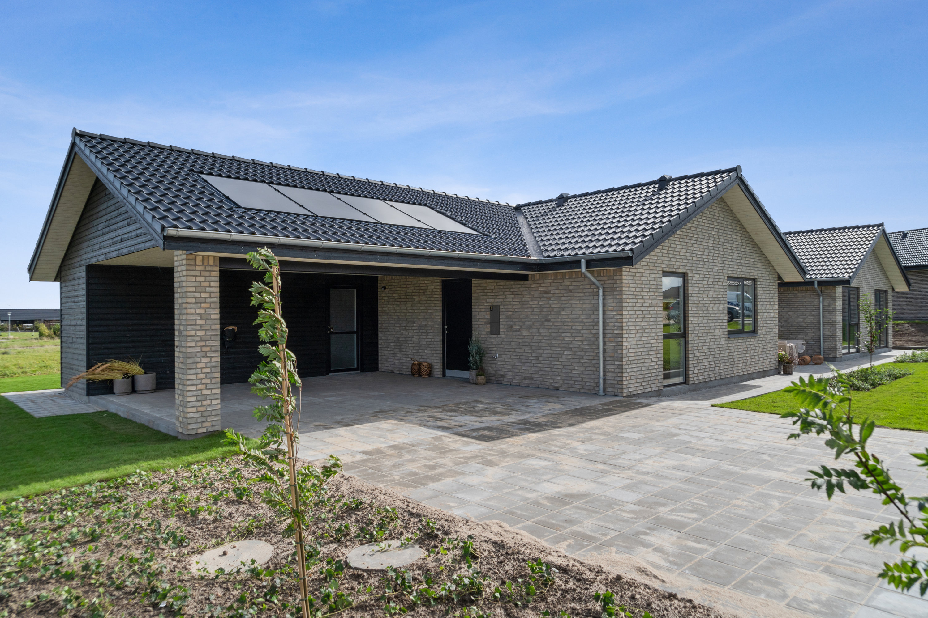 Fremhævet  billede i fuldskærmstilstand. Billede af Pileurtdalen 9, 8930 Randers NØ