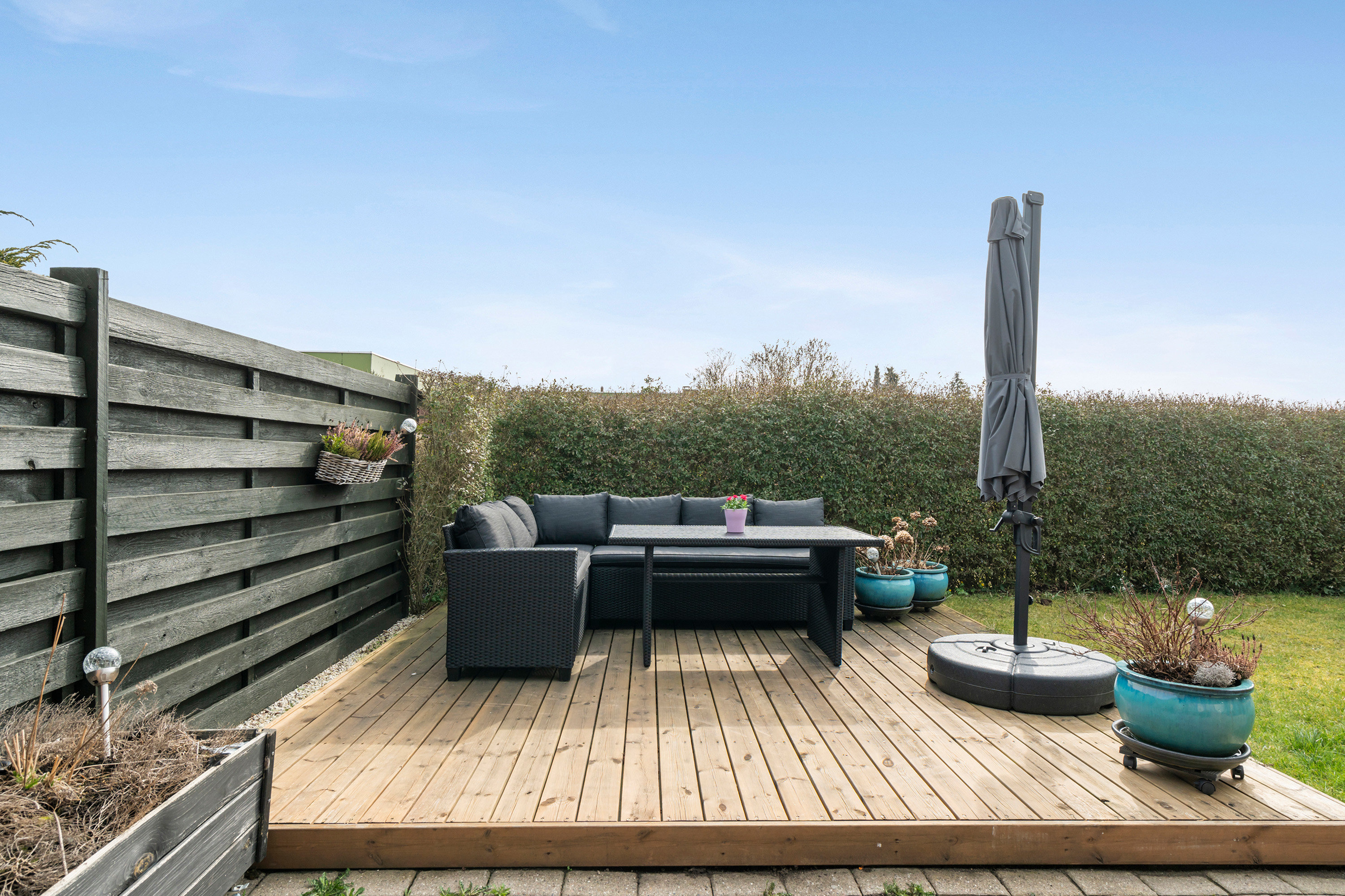 Fremhævet terrasse billede i fuldskærmstilstand. Billede af Hyrdeengen 109, 2625 Vallensbæk