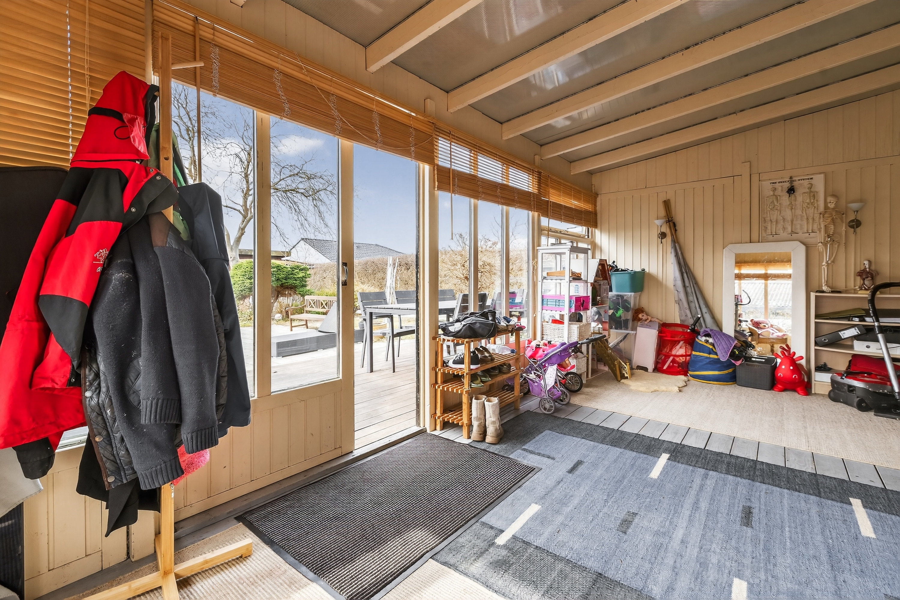 Fremhævet udestue billede i fuldskærmstilstand. Billede af Hold-An Vej 140, 2750 Ballerup