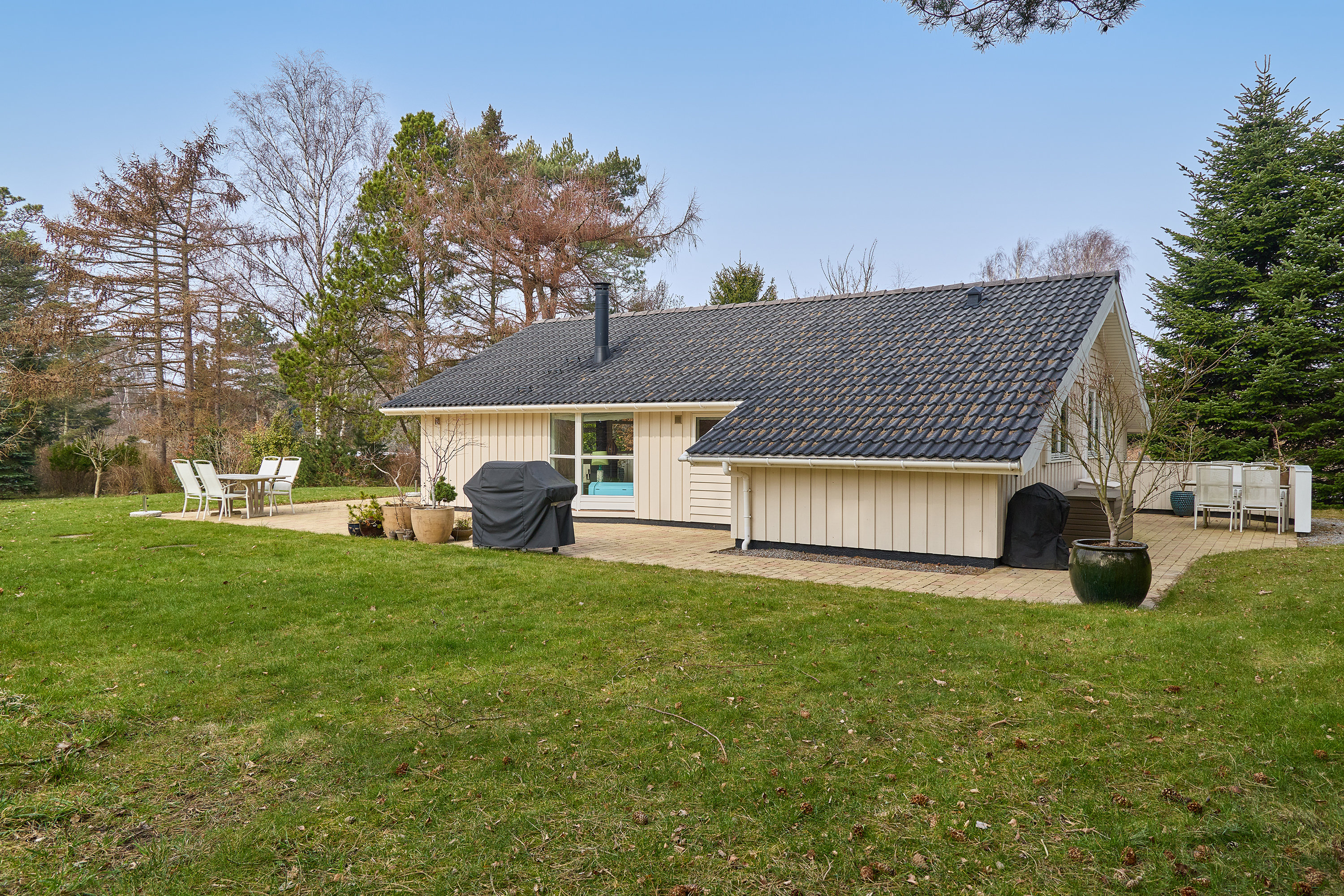 Fremhævet ejendommen billede i fuldskærmstilstand. Billede af Steenleng-Åsen 2, Rågeleje, 3210 Vejby