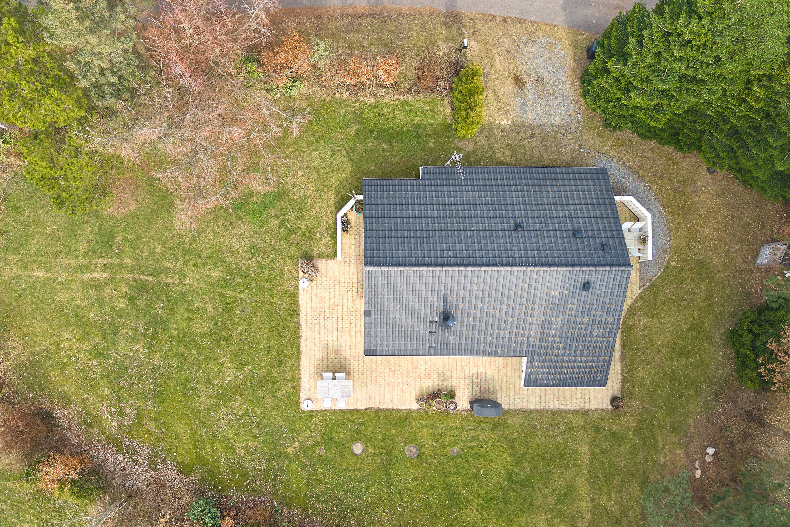 Fremhævet ejendommen billede i fuldskærmstilstand. Billede af Steenleng-Åsen 2, Rågeleje, 3210 Vejby