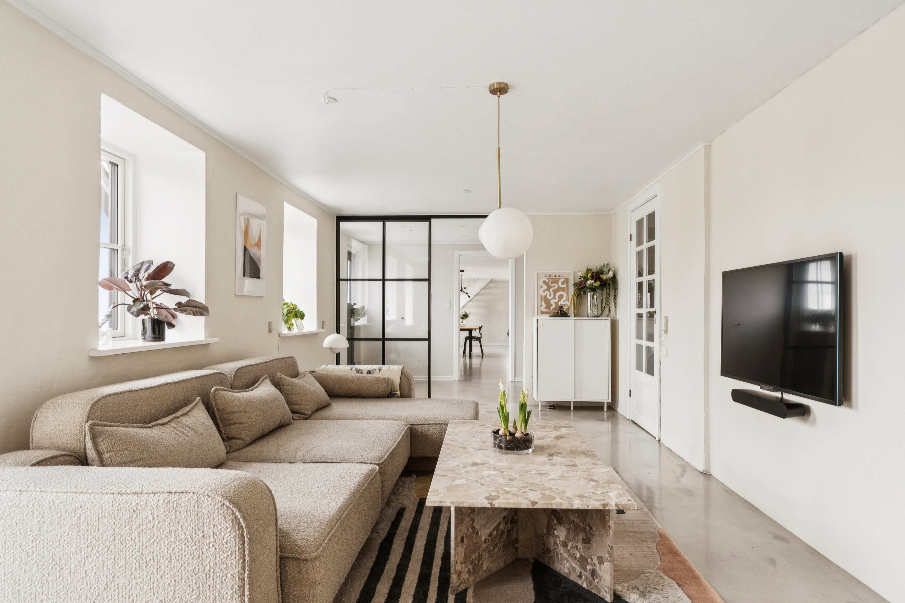 Fremhævet stue billede i fuldskærmstilstand. Billede af Nedre Vej 50, Albæk, 8930 Randers NØ