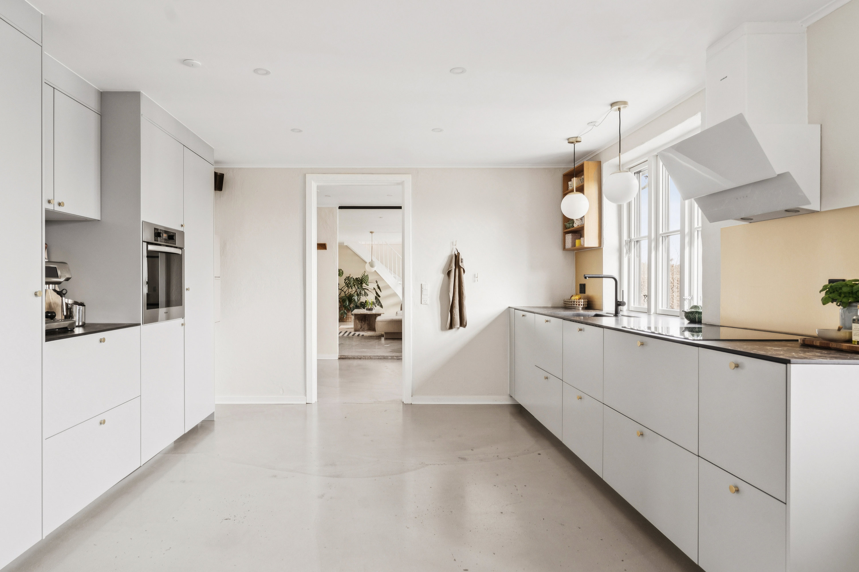 Fremhævet køkken billede i fuldskærmstilstand. Billede af Nedre Vej 50, Albæk, 8930 Randers NØ