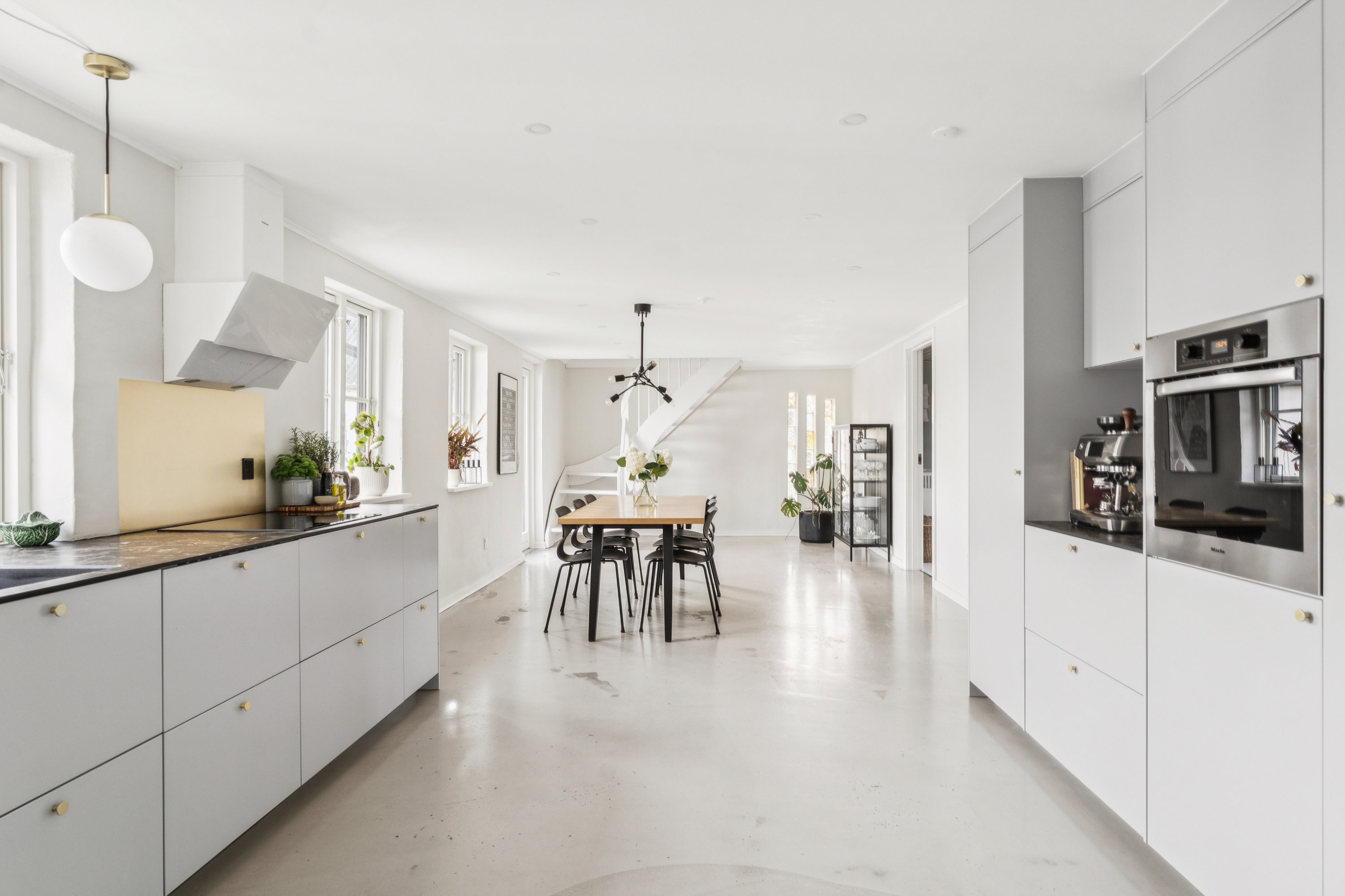 Fremhævet køkken billede i fuldskærmstilstand. Billede af Nedre Vej 50, Albæk, 8930 Randers NØ