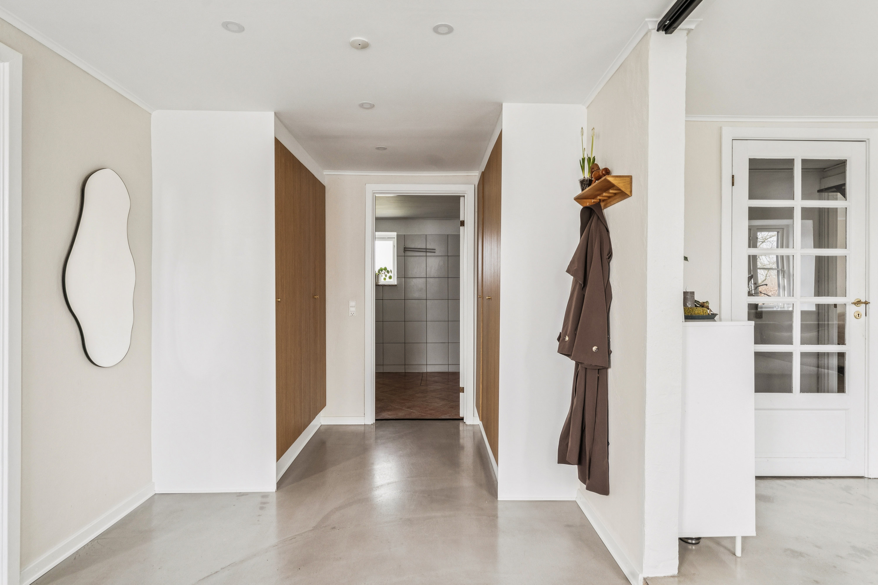 Fremhævet gang billede i fuldskærmstilstand. Billede af Nedre Vej 50, Albæk, 8930 Randers NØ