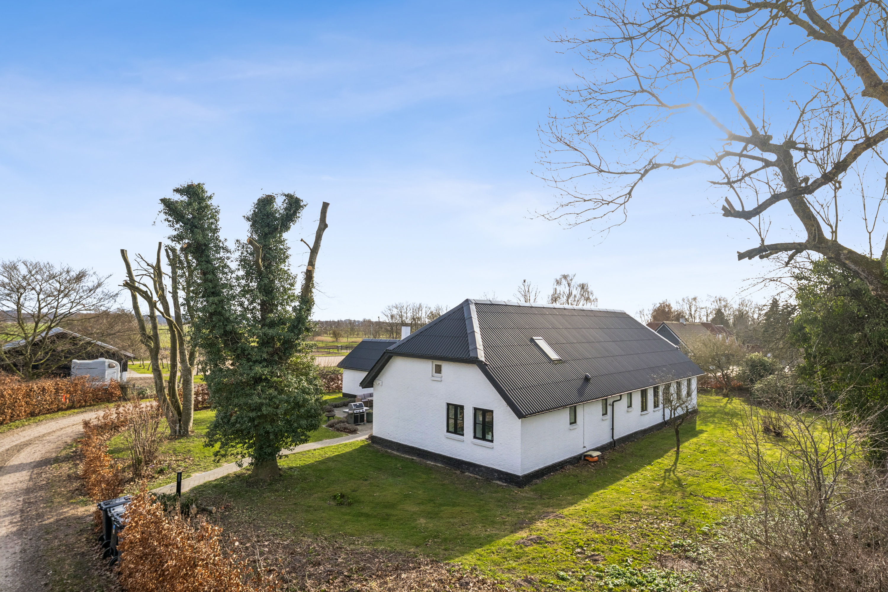 Fremhævet andet billede i fuldskærmstilstand. Billede af Nedre Vej 50, Albæk, 8930 Randers NØ