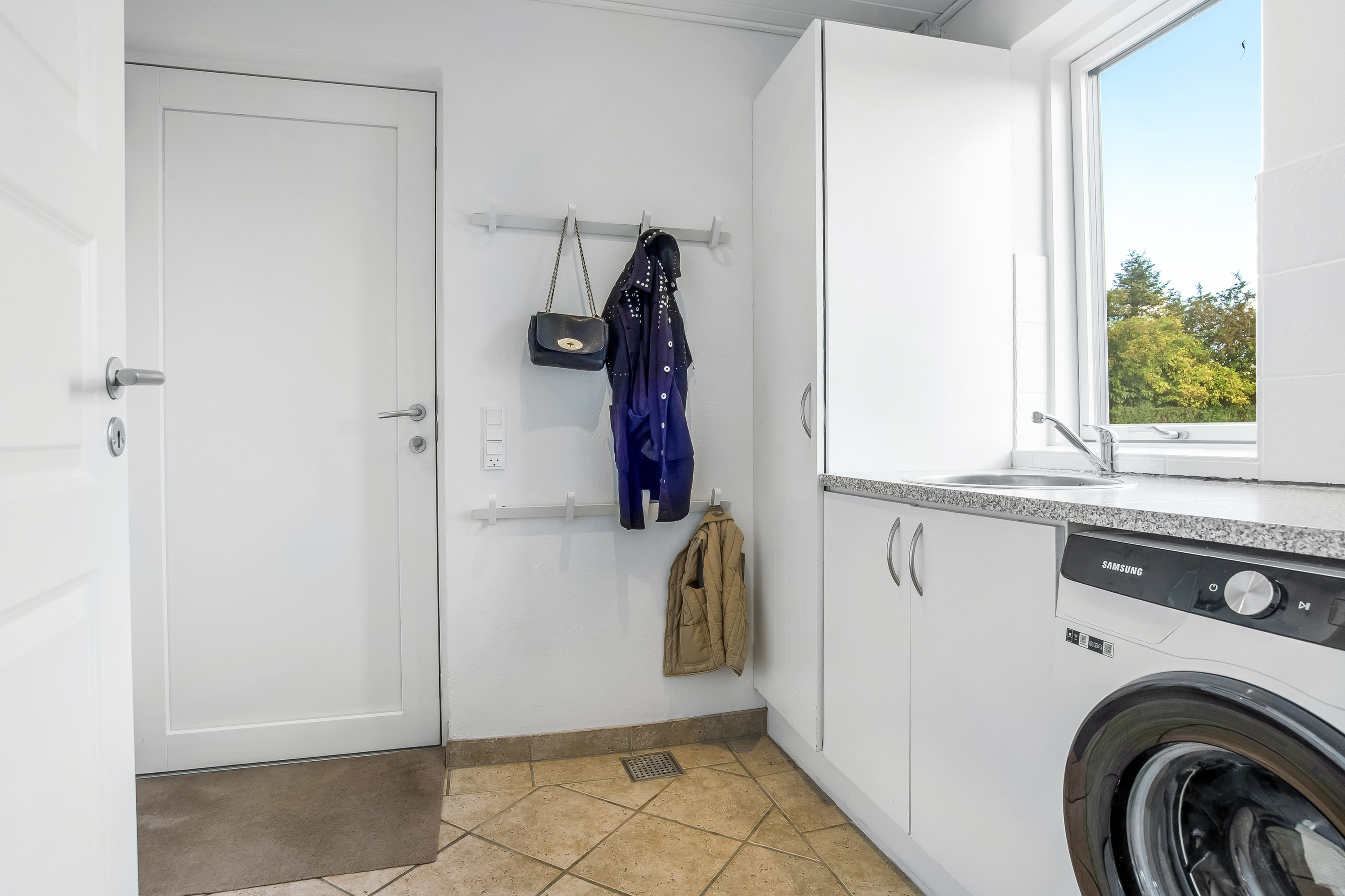 Fremhævet  billede i fuldskærmstilstand. Billede af Kobberupvej 113, Mejrup, 7500 Holstebro