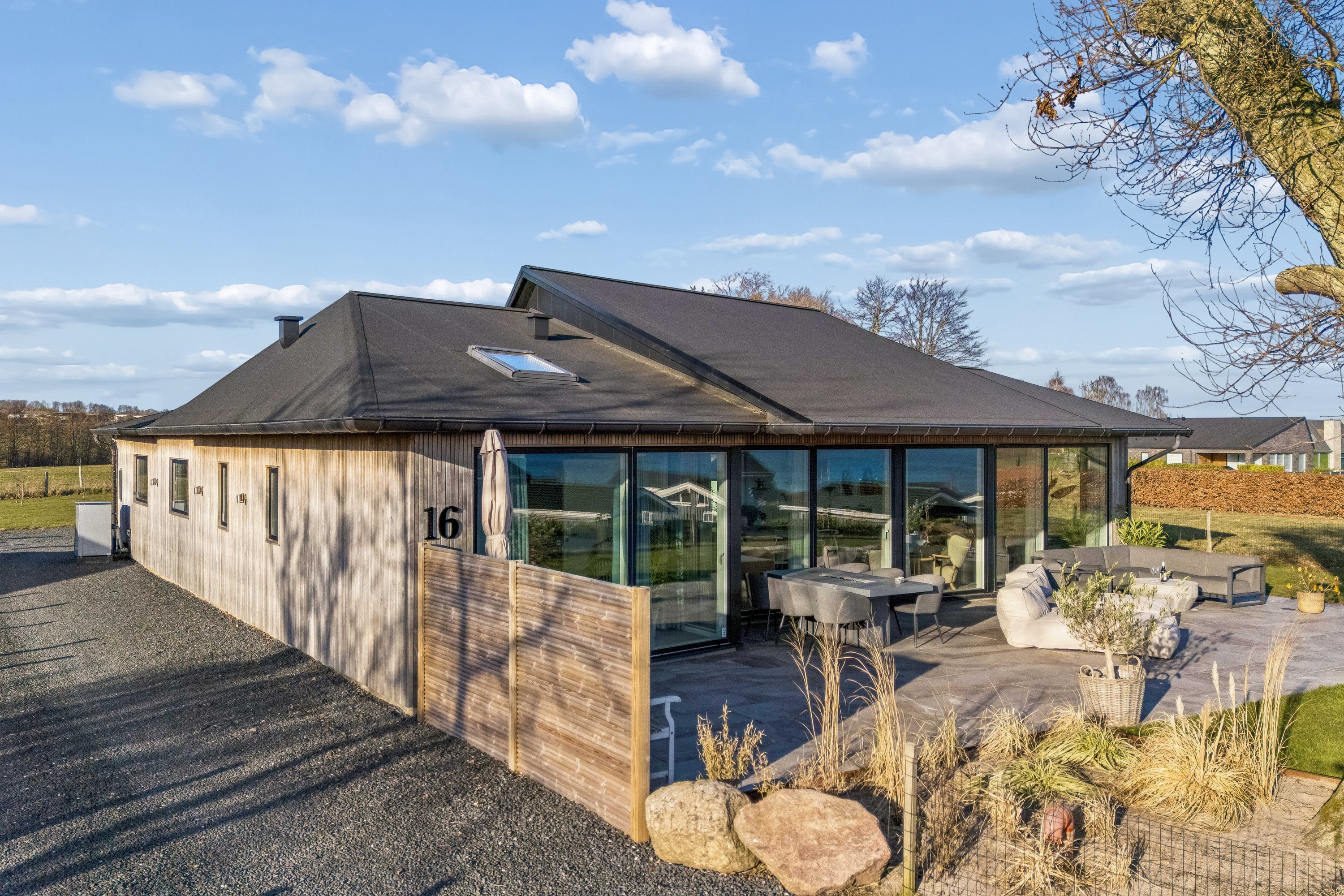 Stenhøjvej 16, Følle Strand, 8410 Rønde