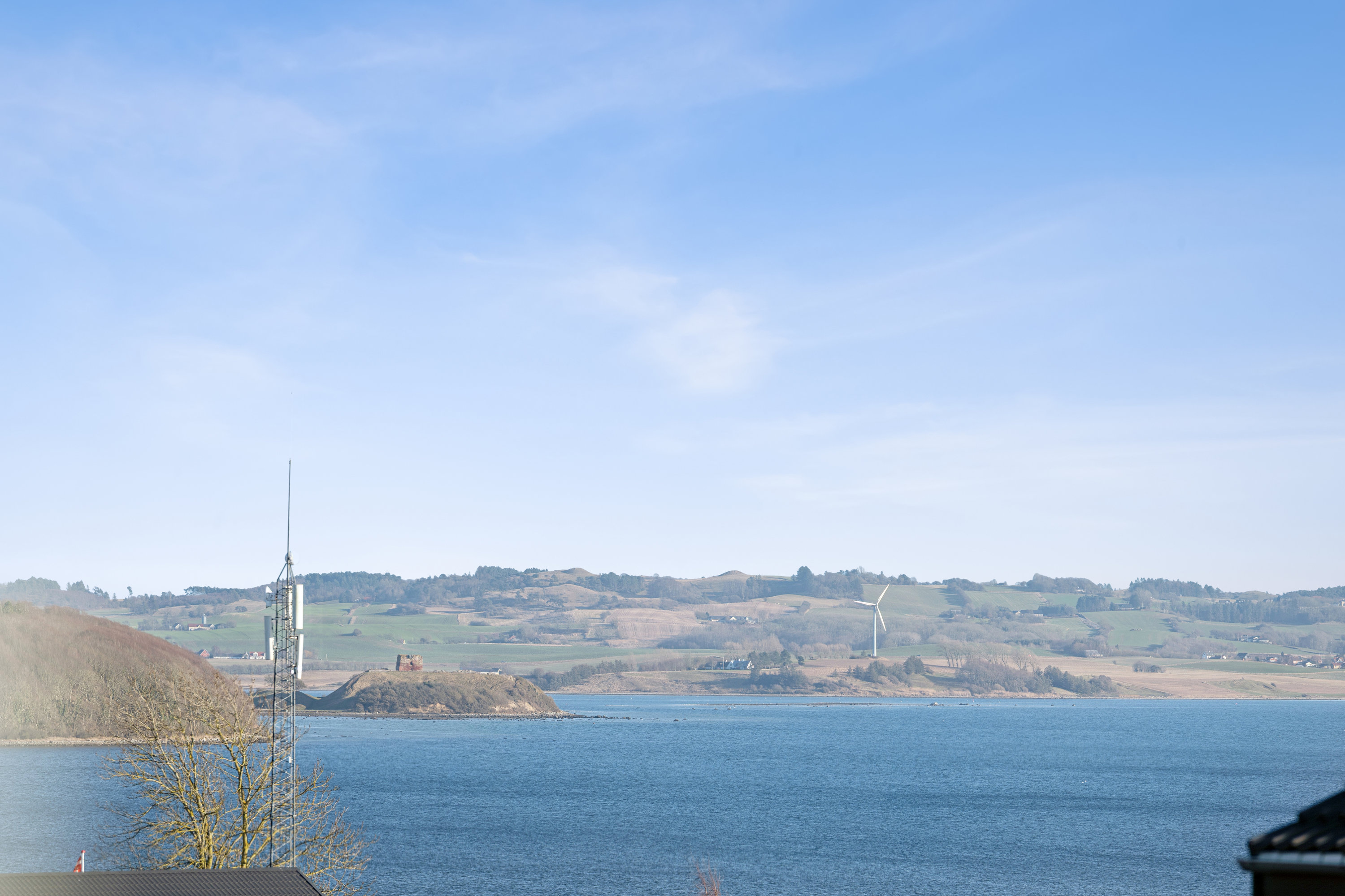 Fremhævet  billede i fuldskærmstilstand. Billede af Stenhøjvej 16, Følle Strand, 8410 Rønde