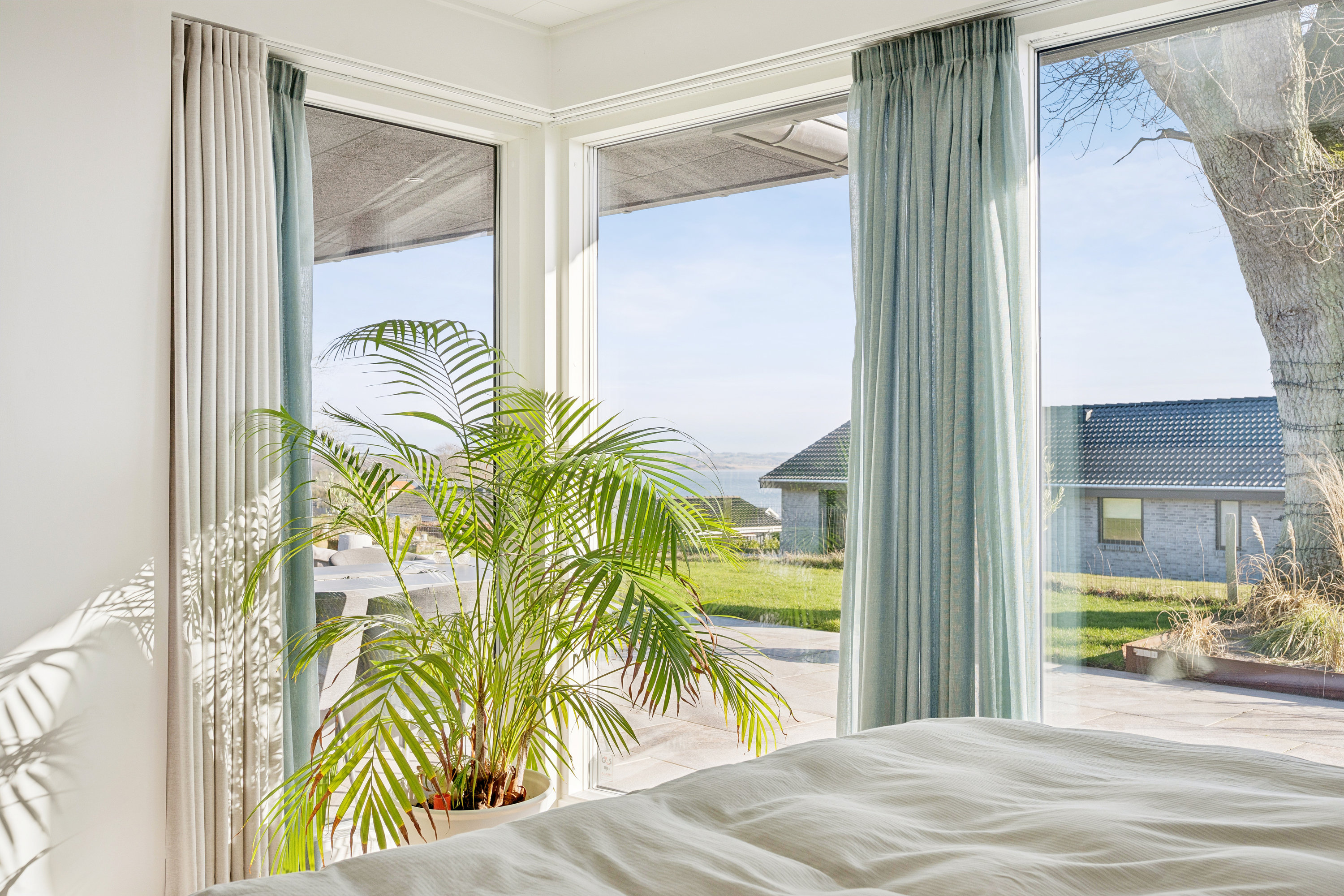 Fremhævet  billede i fuldskærmstilstand. Billede af Stenhøjvej 16, Følle Strand, 8410 Rønde