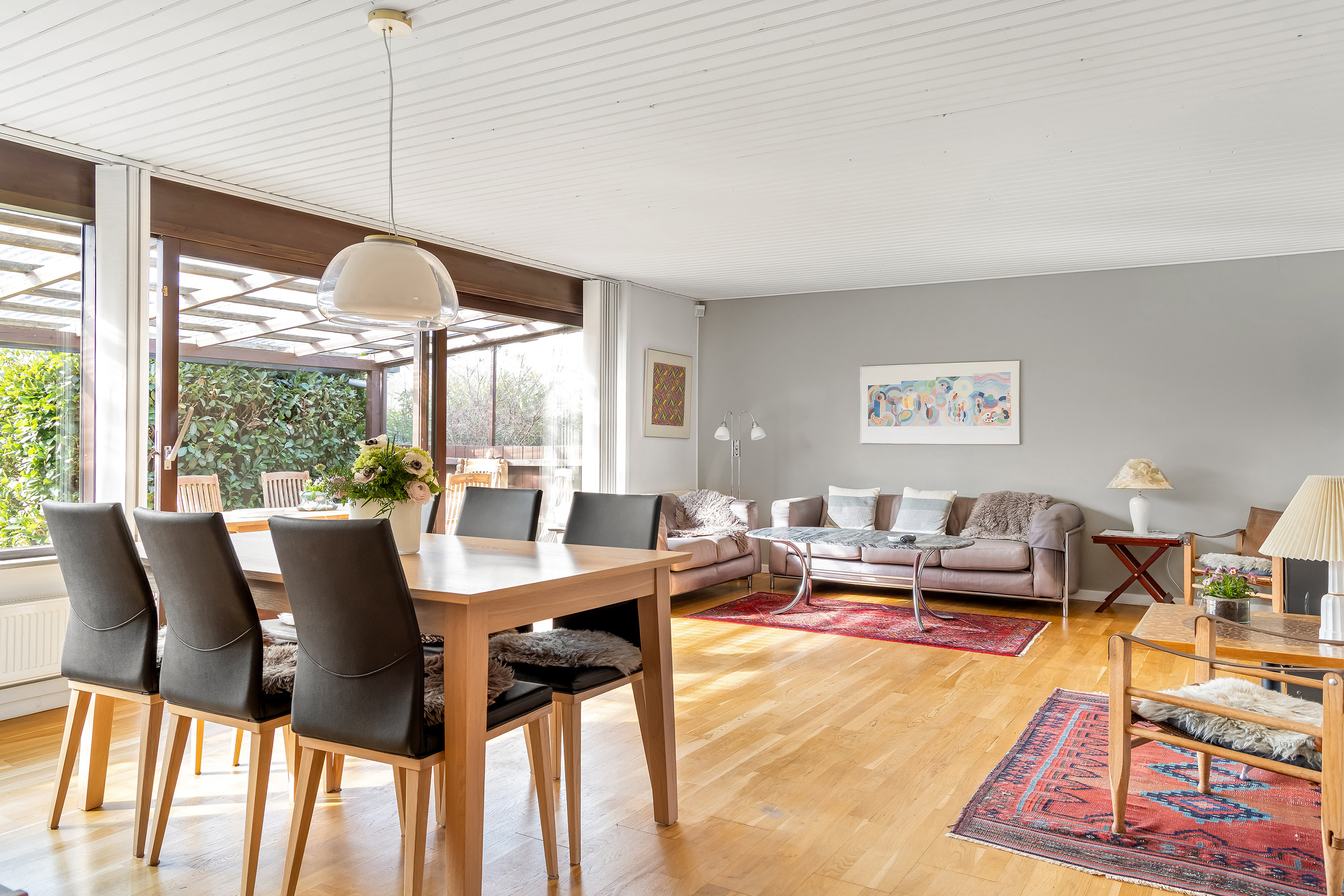 Fremhævet stue billede i fuldskærmstilstand. Billede af Vangeledet 4, 3400 Hillerød