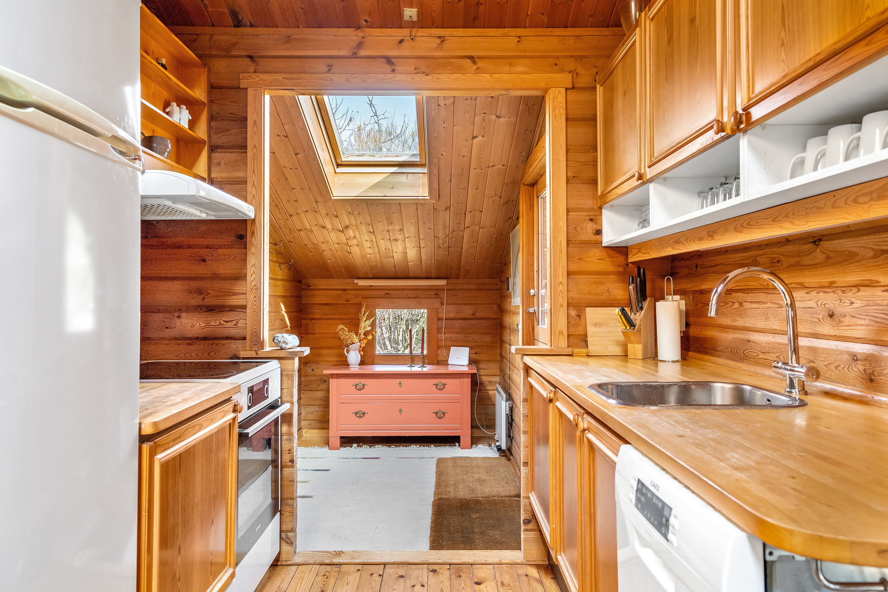 Fremhævet køkken alrum billede i fuldskærmstilstand. Billede af Egernvej 26, 3210 Vejby