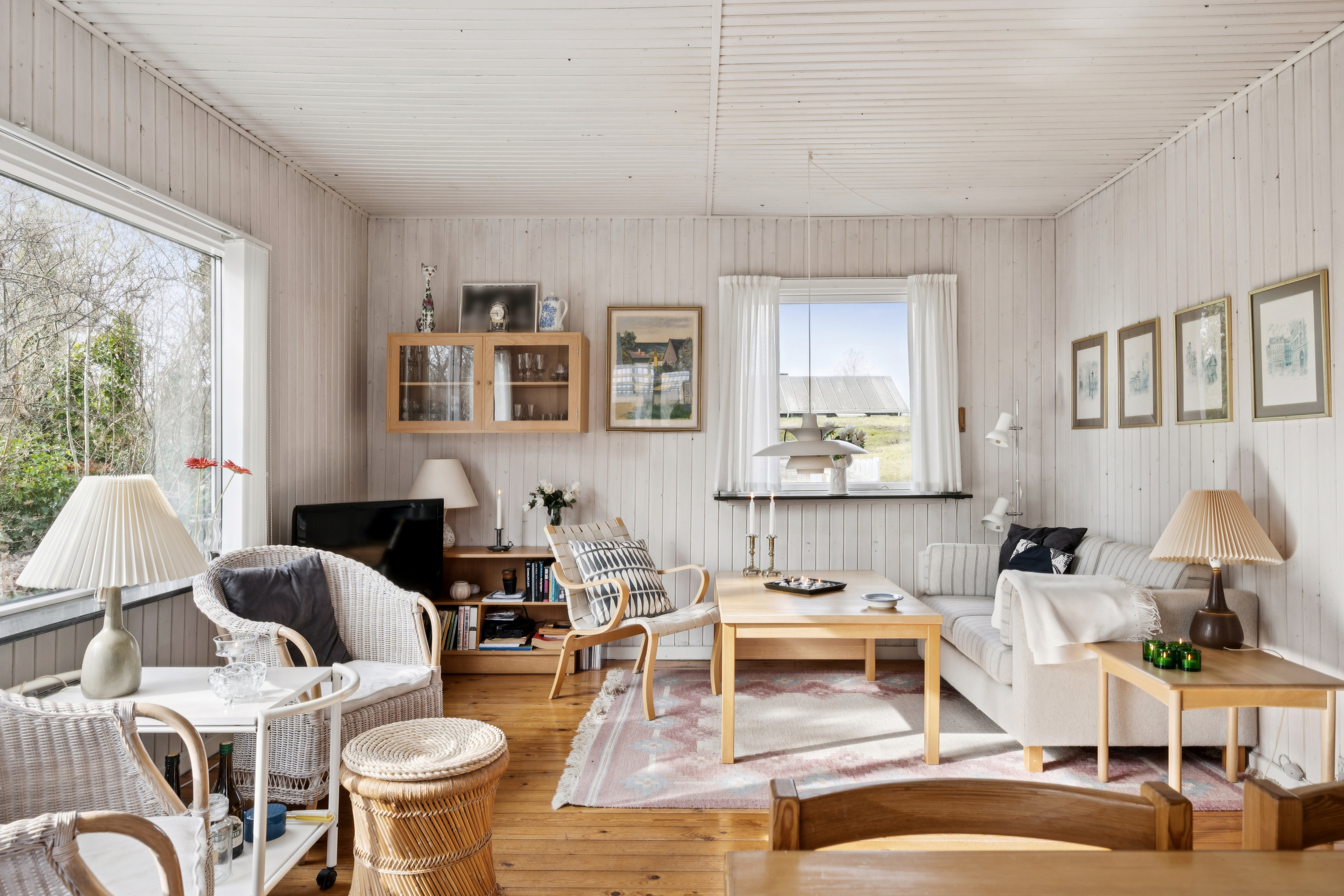 Fremhævet stue billede i fuldskærmstilstand. Billede af Klithøj 20, Dejret Klit, 8420 Knebel