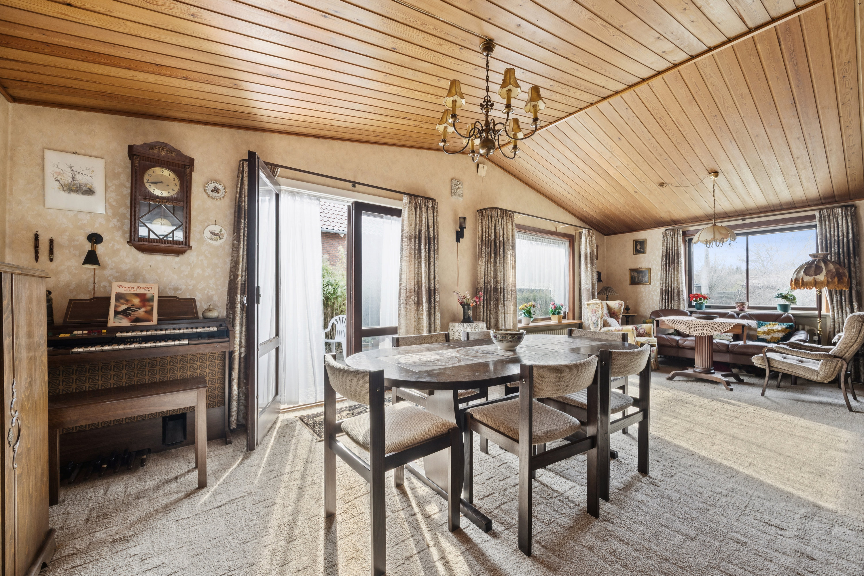 Fremhævet spisestue billede i fuldskærmstilstand. Billede af Elmevænget 7, 4600 Køge