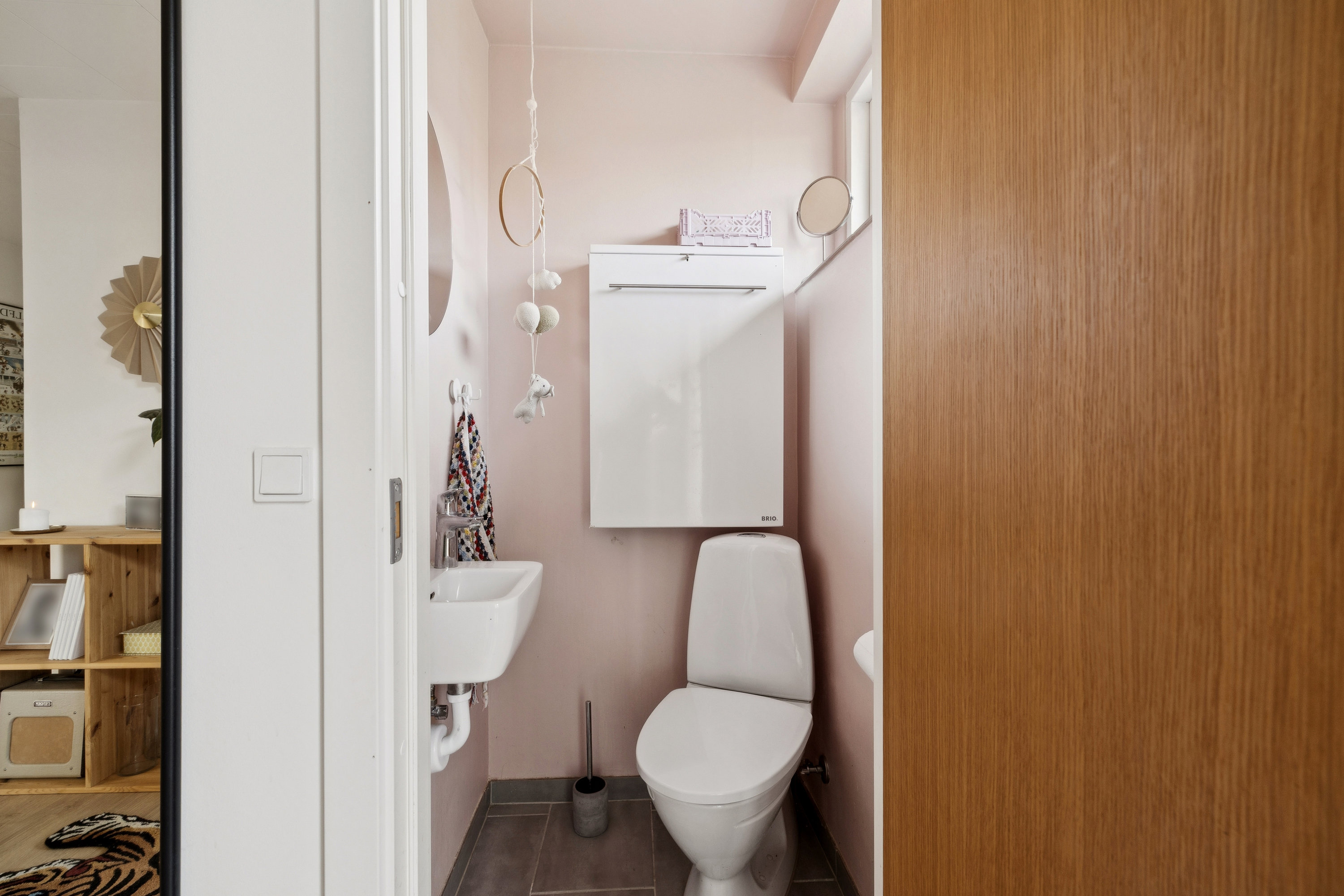 Fremhævet toilet billede i fuldskærmstilstand. Billede af Poppelvej 6, 8660 Skanderborg