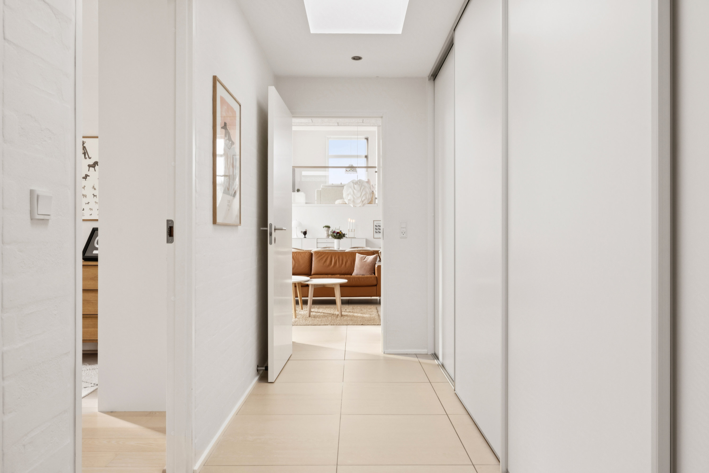 Fremhævet gang billede i fuldskærmstilstand. Billede af Tronkærlund 40, 8541 Skødstrup