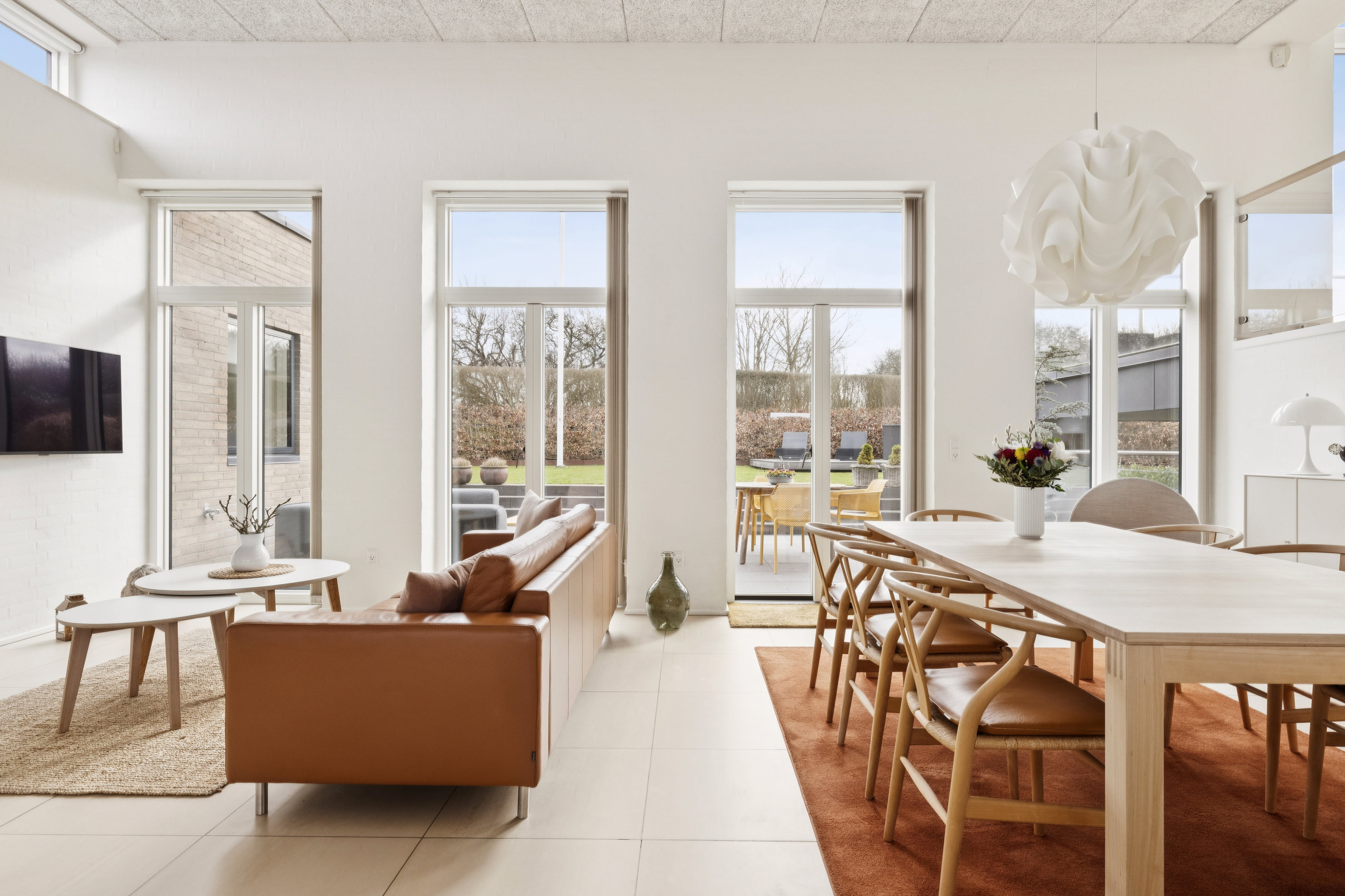 Fremhævet stue billede i fuldskærmstilstand. Billede af Tronkærlund 40, 8541 Skødstrup