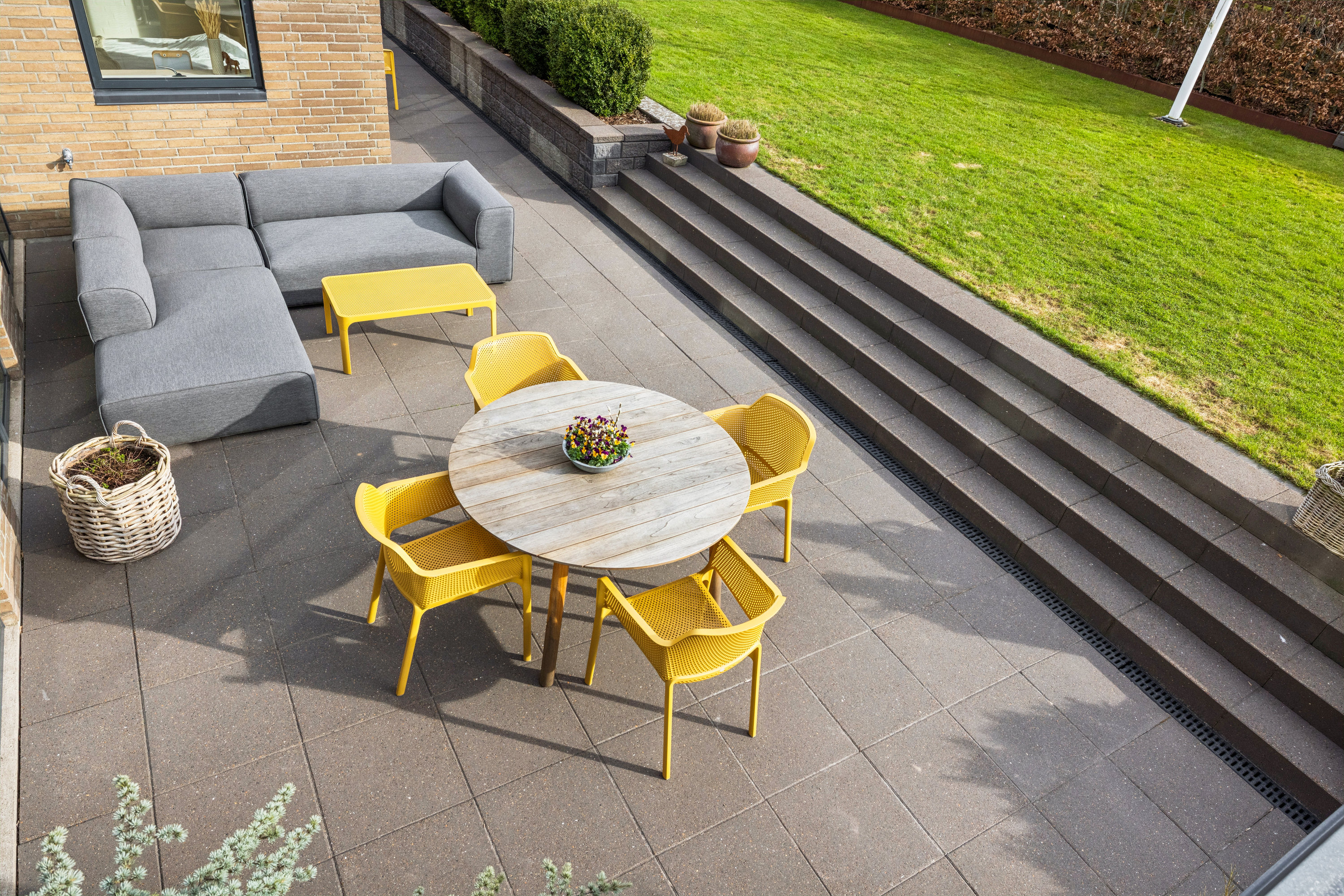 Fremhævet terrasse billede i fuldskærmstilstand. Billede af Tronkærlund 40, 8541 Skødstrup