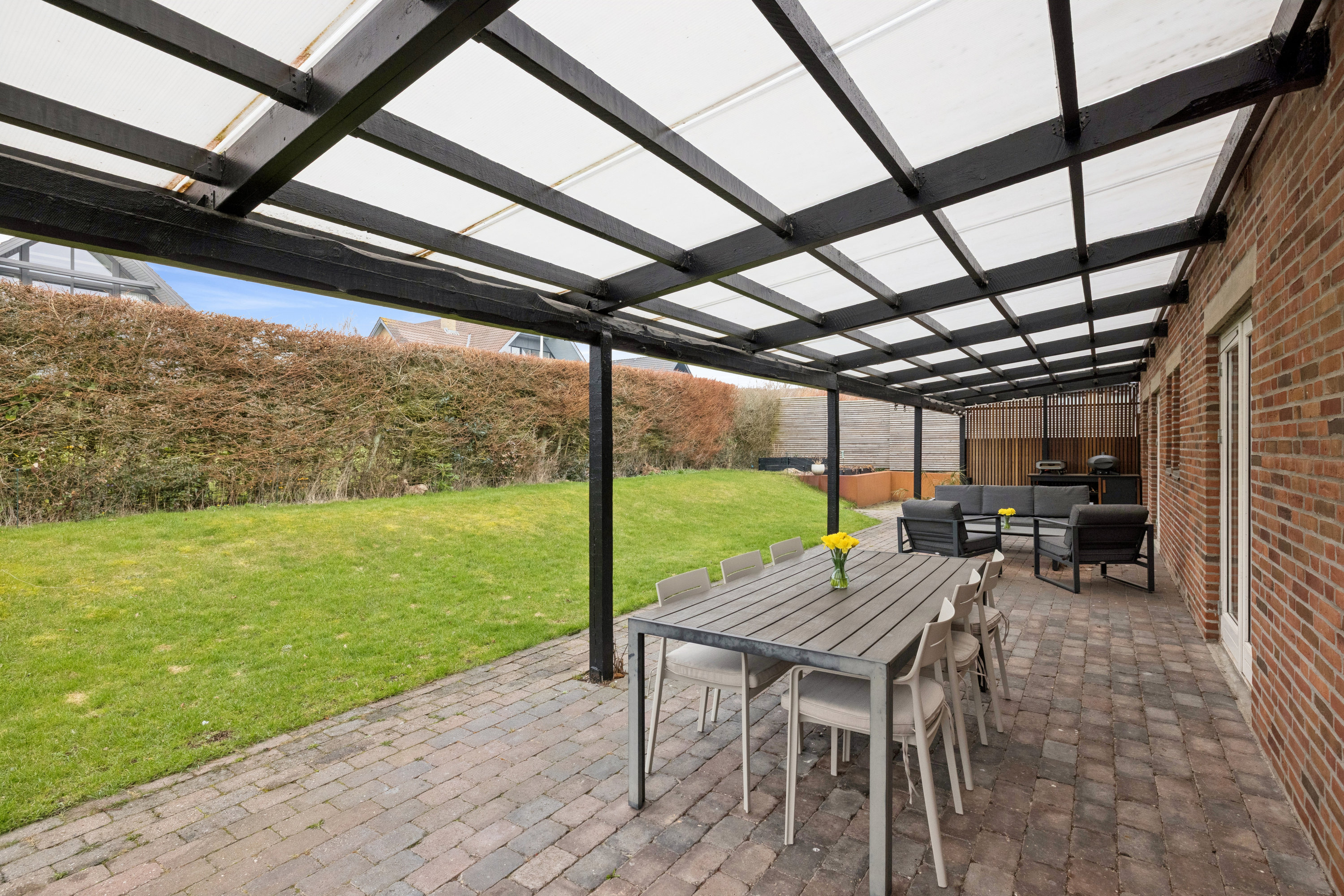 Fremhævet overdækket terrasse billede i fuldskærmstilstand. Billede af Terosevej 6, 8541 Skødstrup