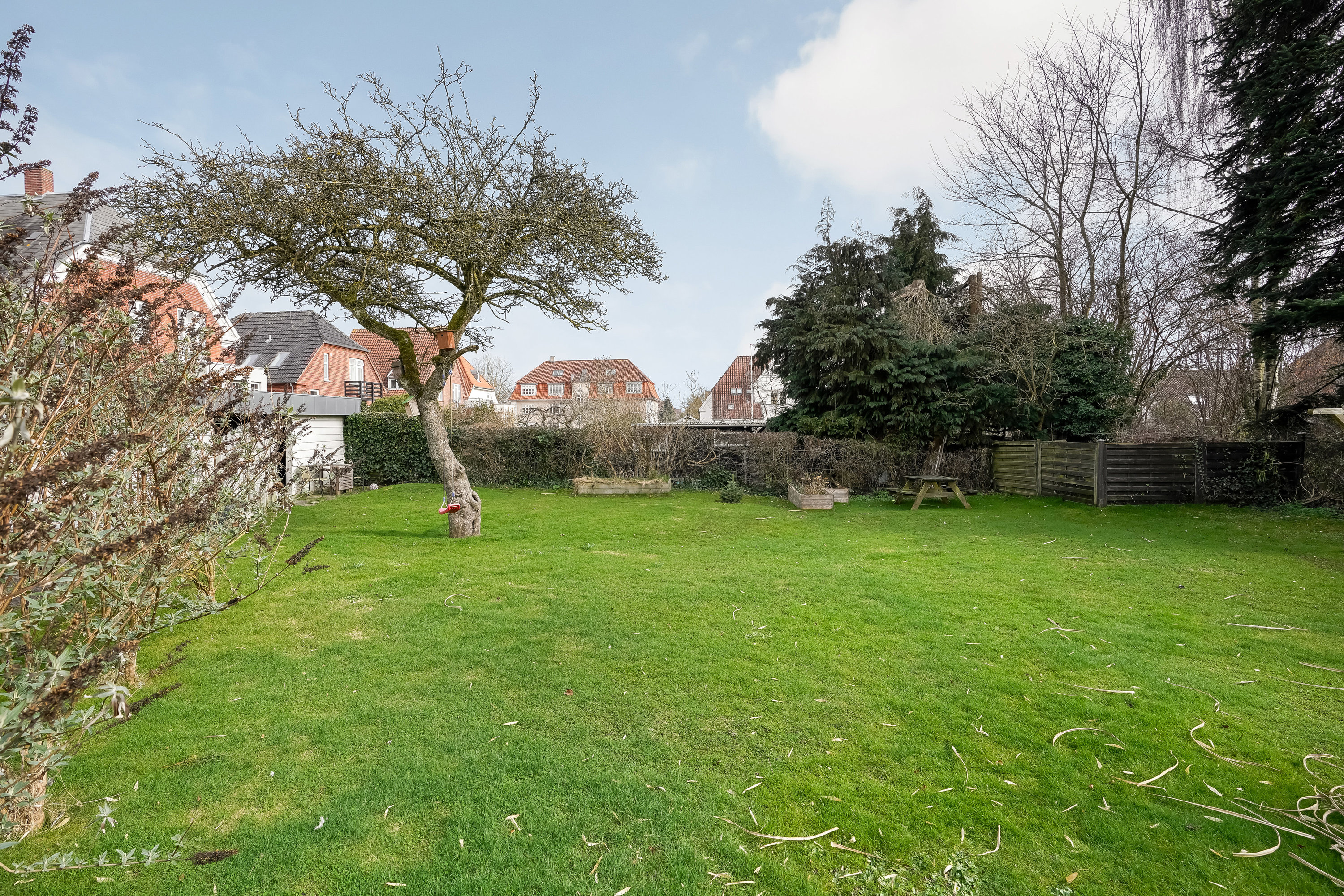 Fremhævet have billede i fuldskærmstilstand. Billede af Lahnsgade 30A, 2. tv., 5000 Odense C