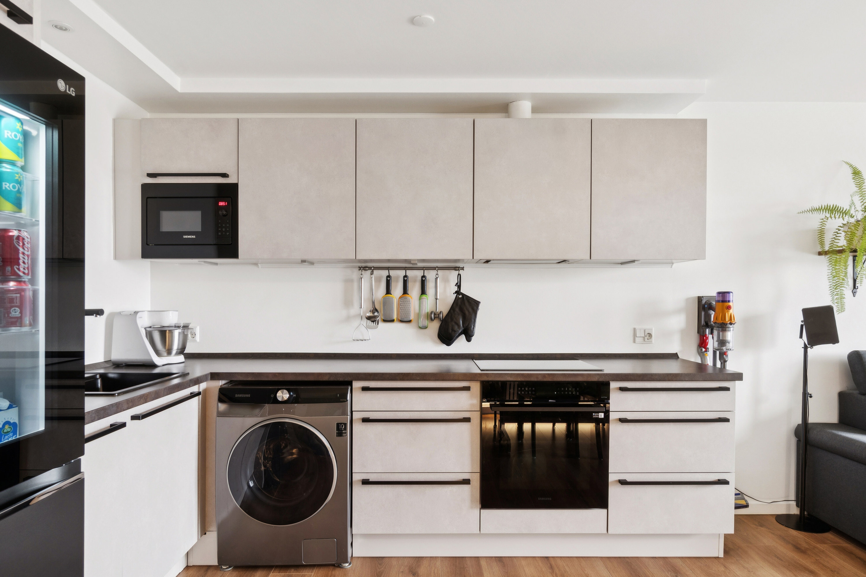 Fremhævet køkken billede i fuldskærmstilstand. Billede af Brøndbyvestervej 68A, 2. 1., 2605 Brøndby