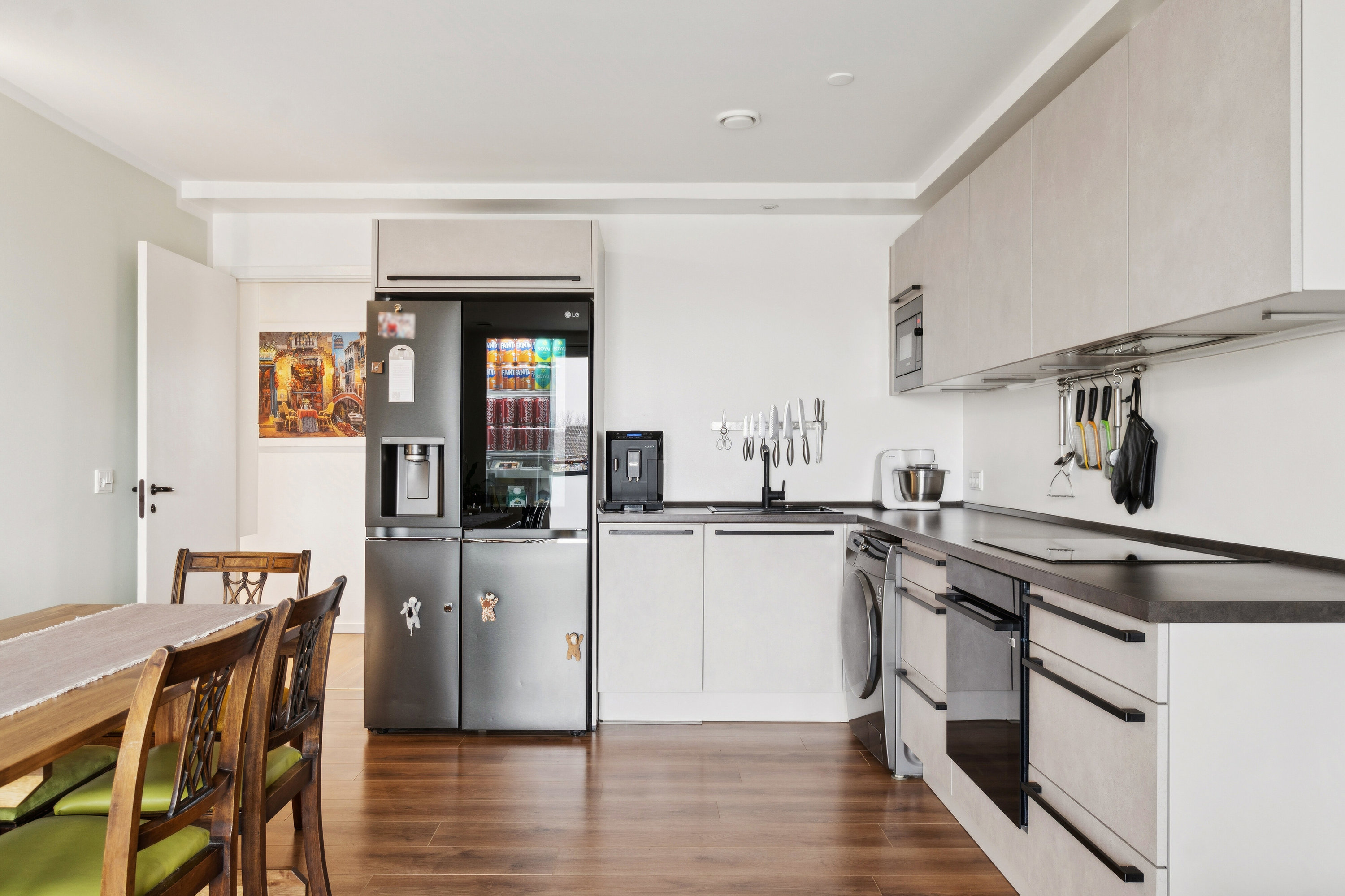 Fremhævet køkken billede i fuldskærmstilstand. Billede af Brøndbyvestervej 68A, 2. 1., 2605 Brøndby