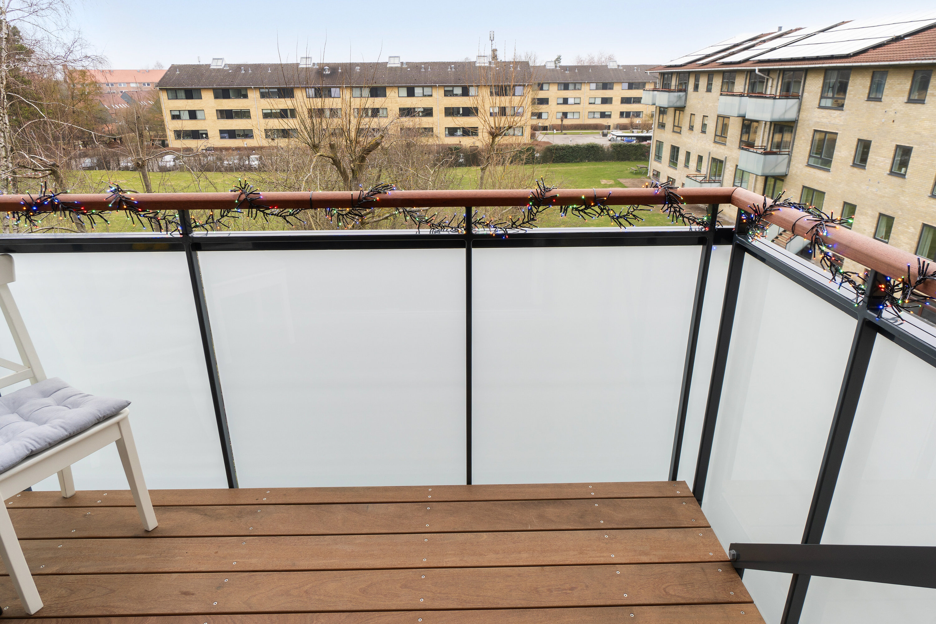 Fremhævet altan billede i fuldskærmstilstand. Billede af Brøndbyvestervej 68A, 2. 1., 2605 Brøndby