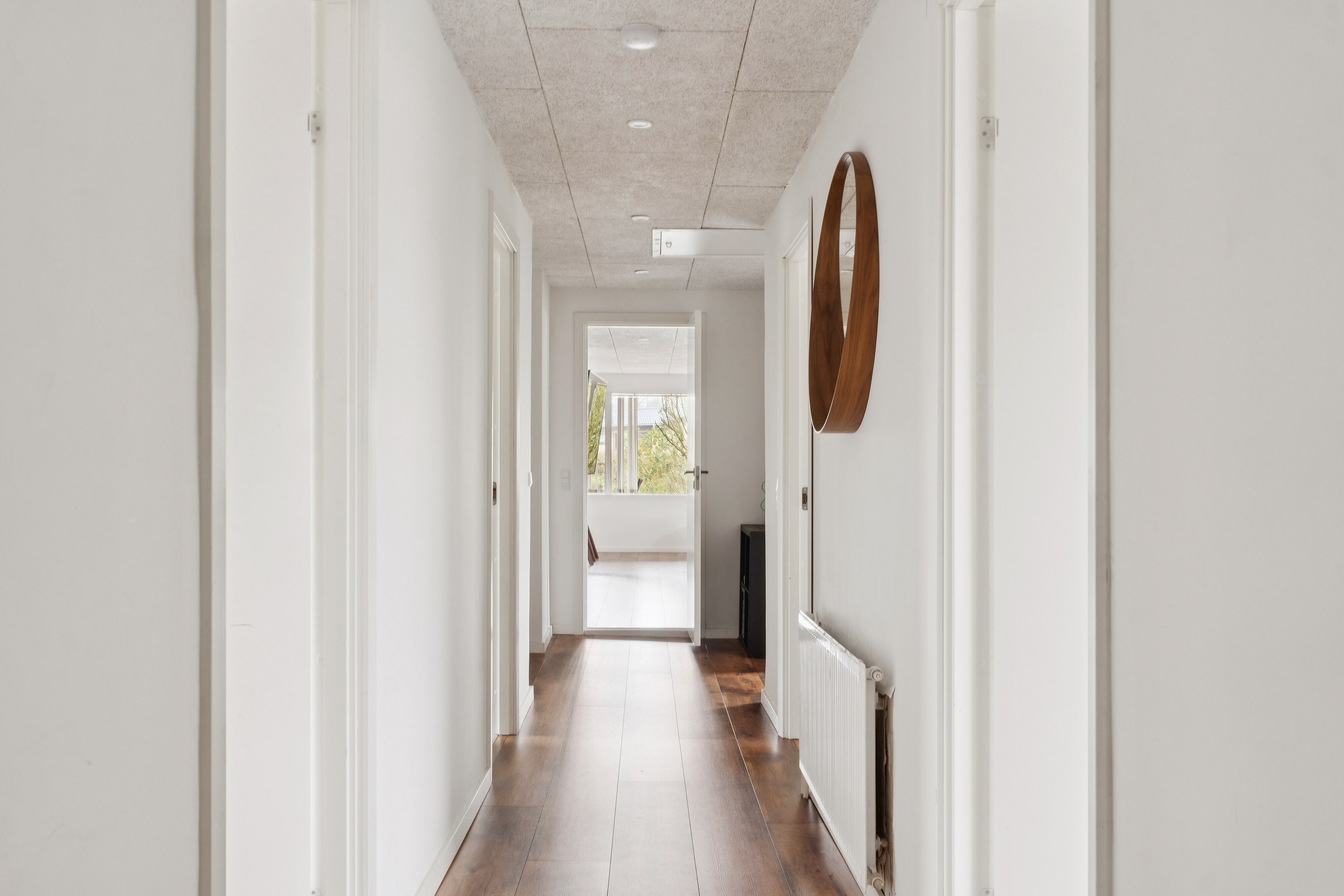 Fremhævet gang billede i fuldskærmstilstand. Billede af Dalsgaardsvej 17, 8620 Kjellerup