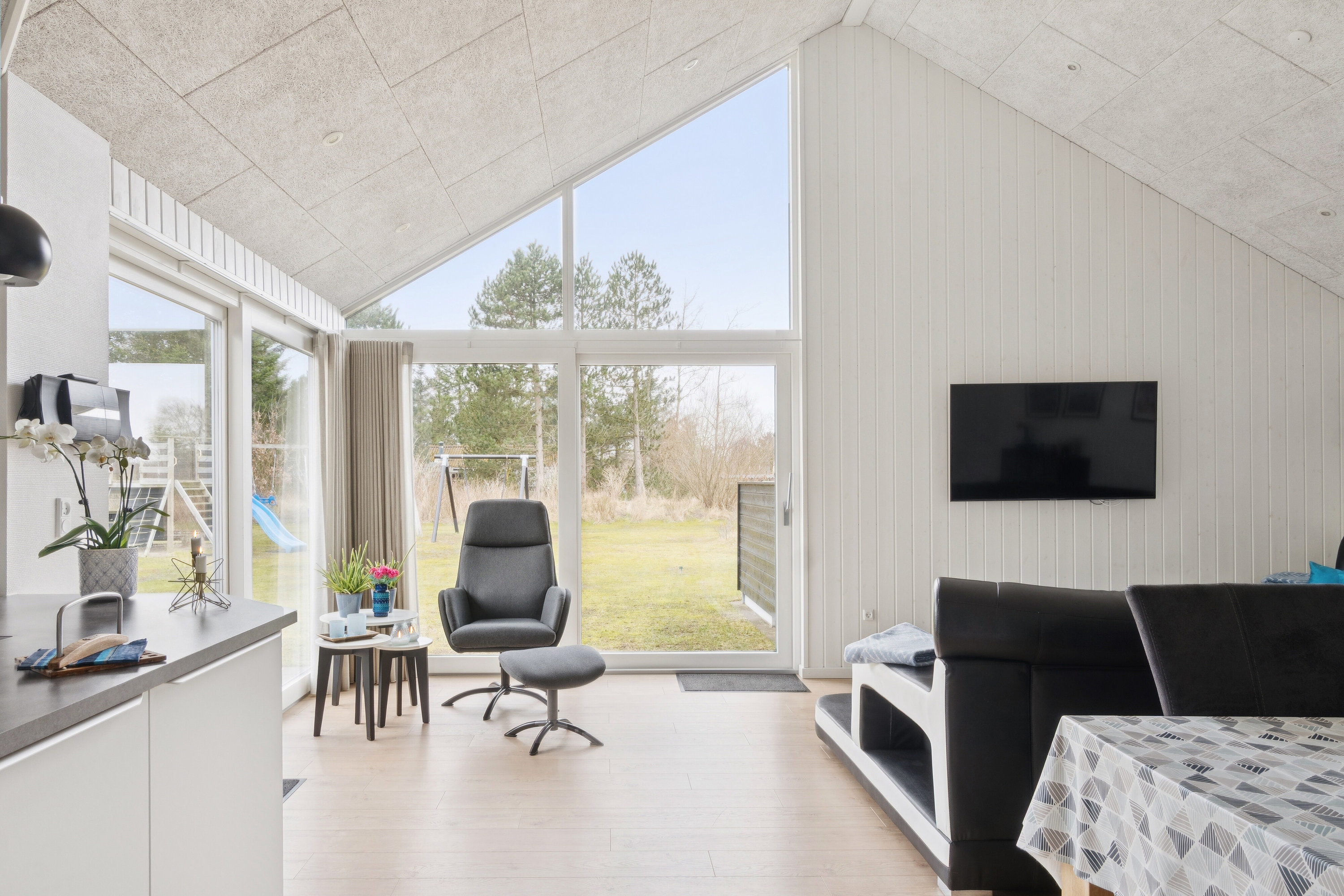 Fremhævet stue billede i fuldskærmstilstand. Billede af Østervej 27, Tversted, 9881 Bindslev