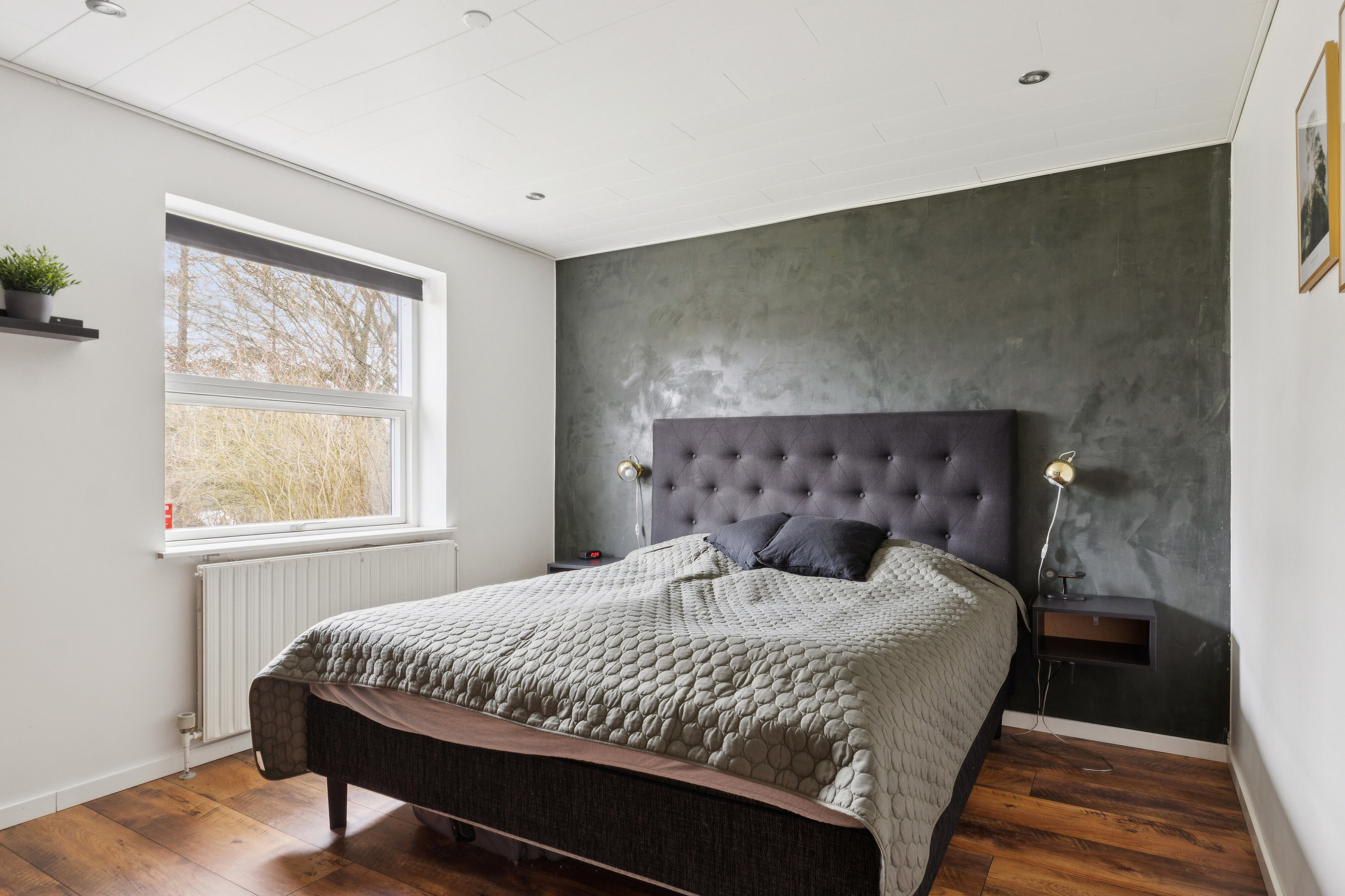 Fremhævet soveværelse billede i fuldskærmstilstand. Billede af Dalsgaardsvej 17, 8620 Kjellerup