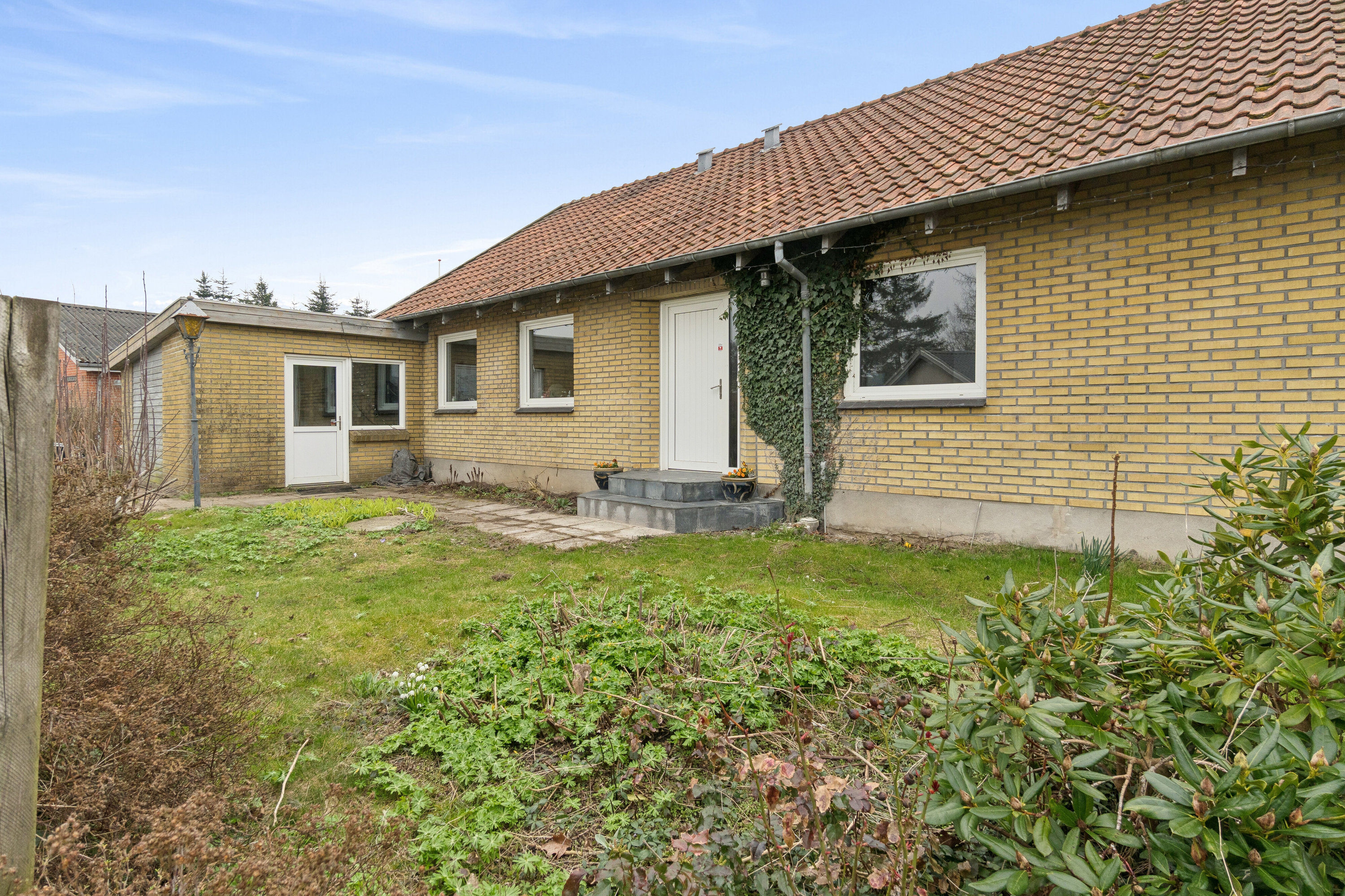 Fremhævet udendørs billede i fuldskærmstilstand. Billede af Banevænget 29, 5750 Ringe