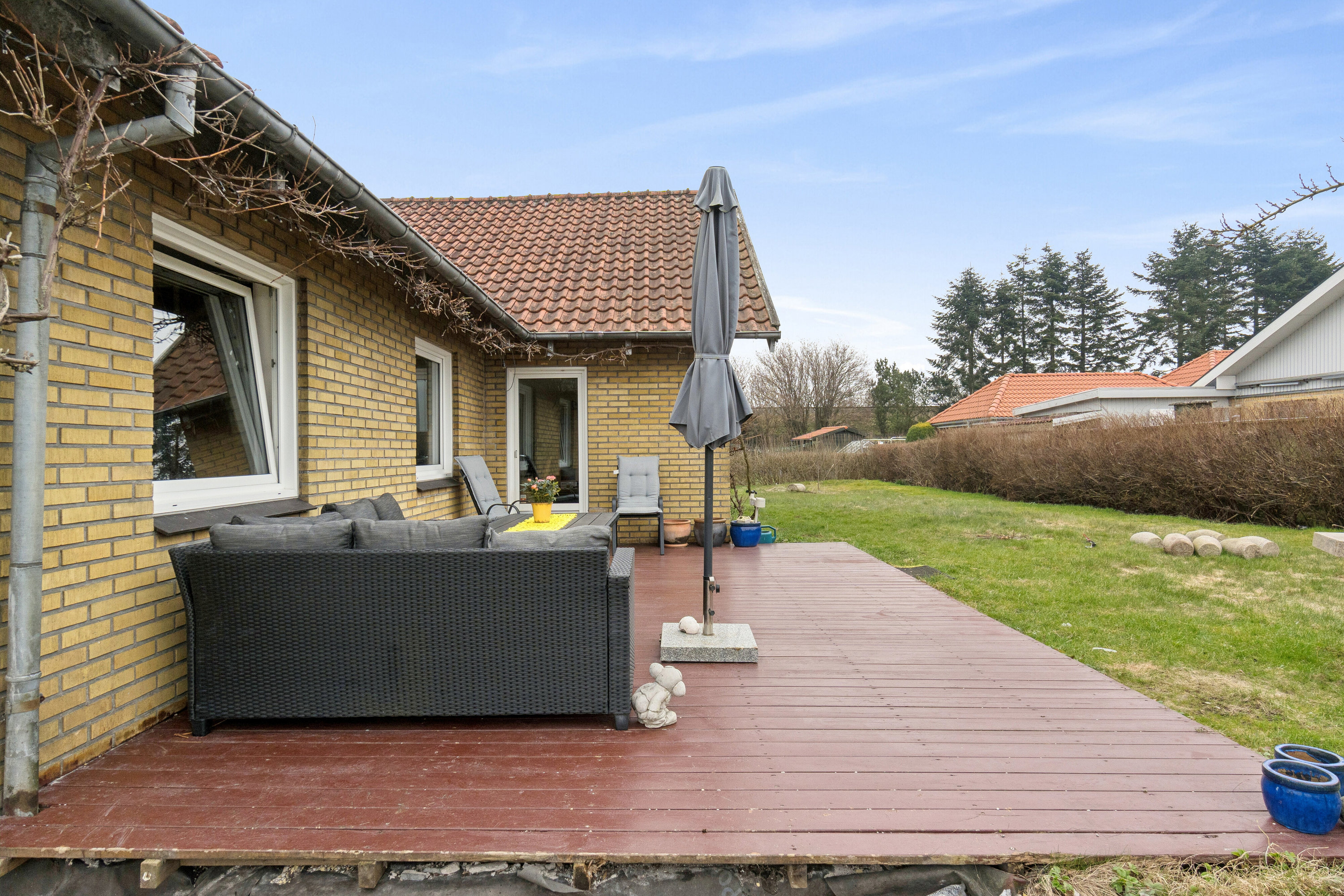 Fremhævet terrasse billede i fuldskærmstilstand. Billede af Banevænget 29, 5750 Ringe