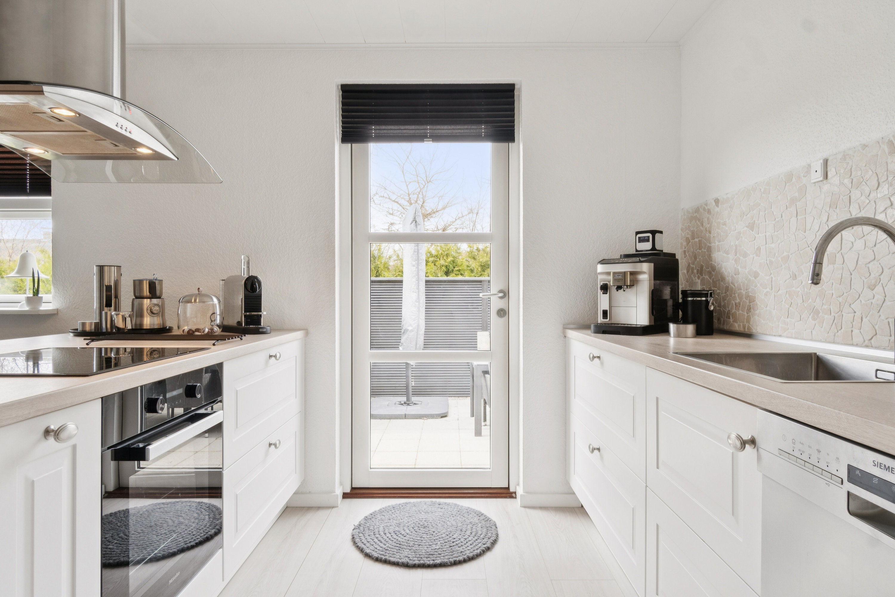 Fremhævet køkken billede i fuldskærmstilstand. Billede af Mikkelhøj 91, Karrebæk, 4736 Karrebæksminde