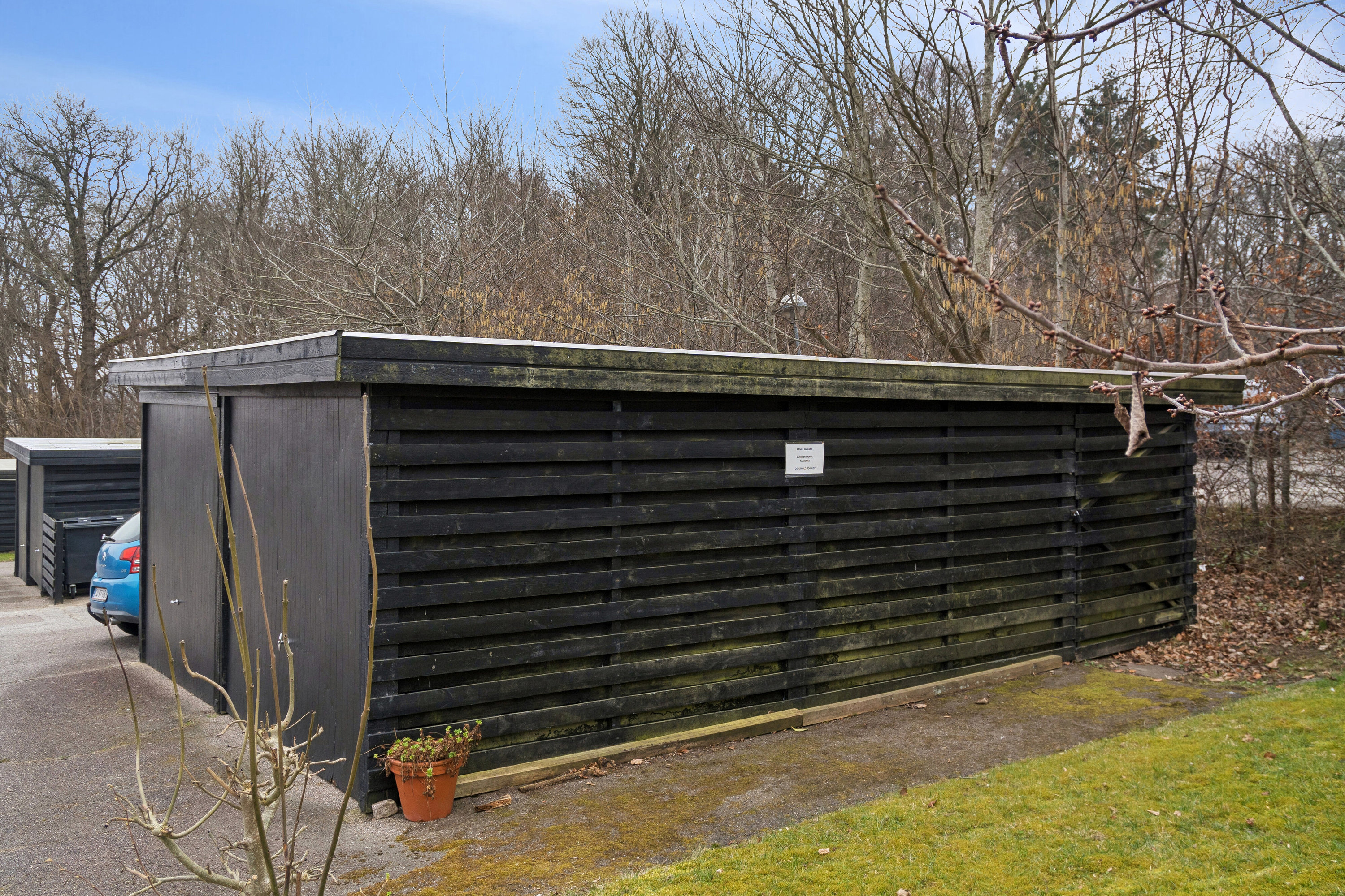 Fremhævet udendørs billede i fuldskærmstilstand. Billede af Nøddehegnet 5, 8220 Brabrand