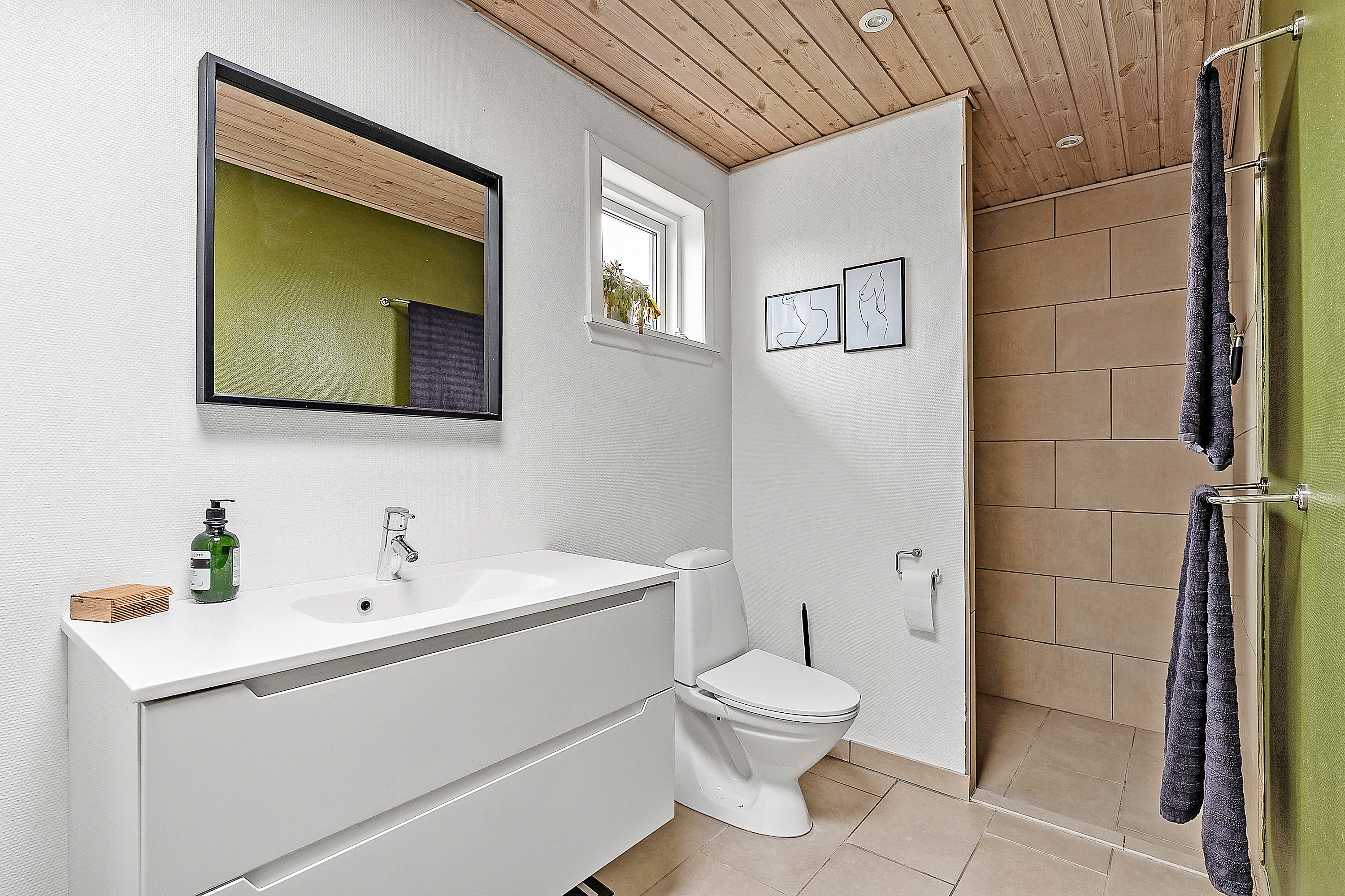 Fremhævet badeværelse billede i fuldskærmstilstand. Billede af Mercurvej 80, 8700 Horsens