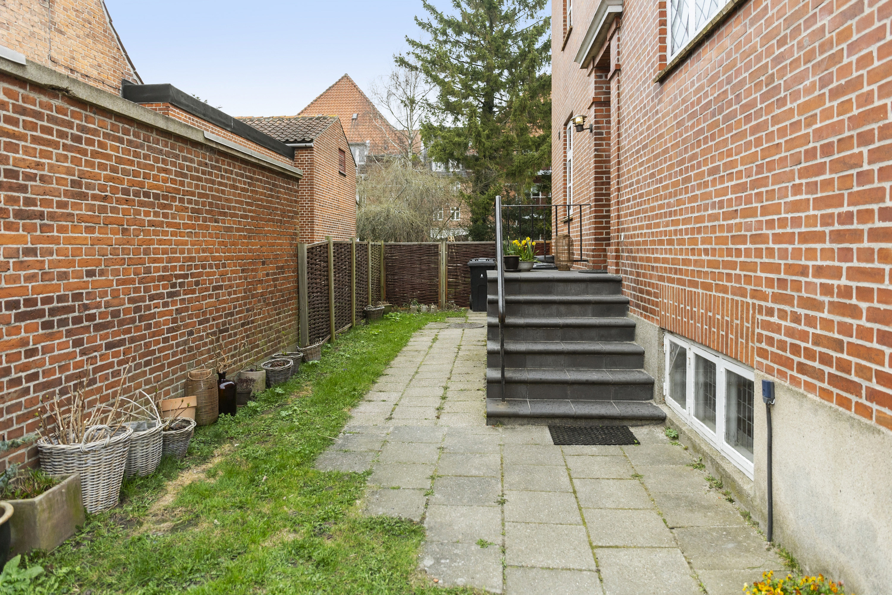 Fremhævet ejendommen billede i fuldskærmstilstand. Billede af Reventlowsvej 14, 2., 5000 Odense C