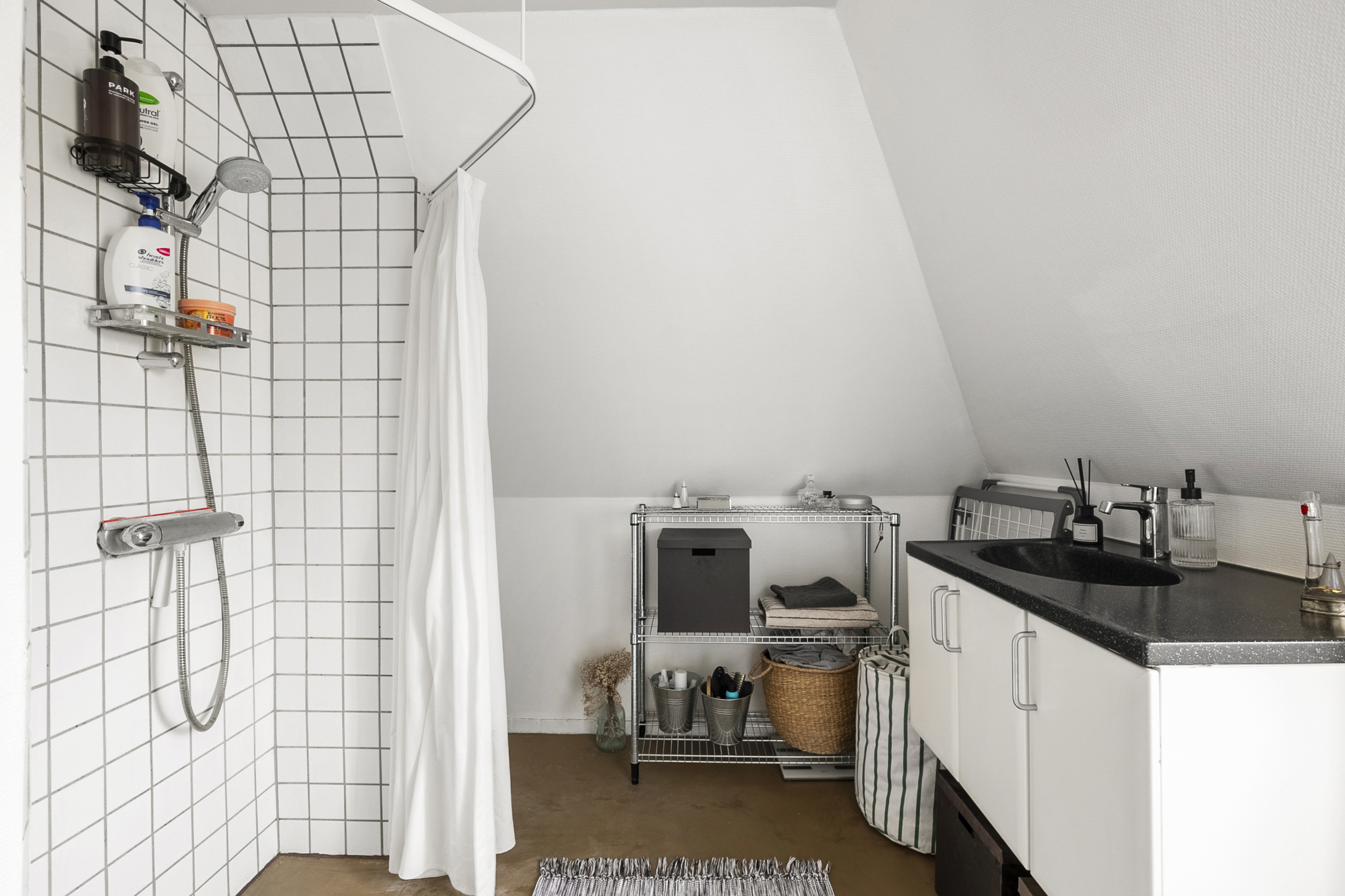 Fremhævet badeværelse billede i fuldskærmstilstand. Billede af Reventlowsvej 14, 2., 5000 Odense C