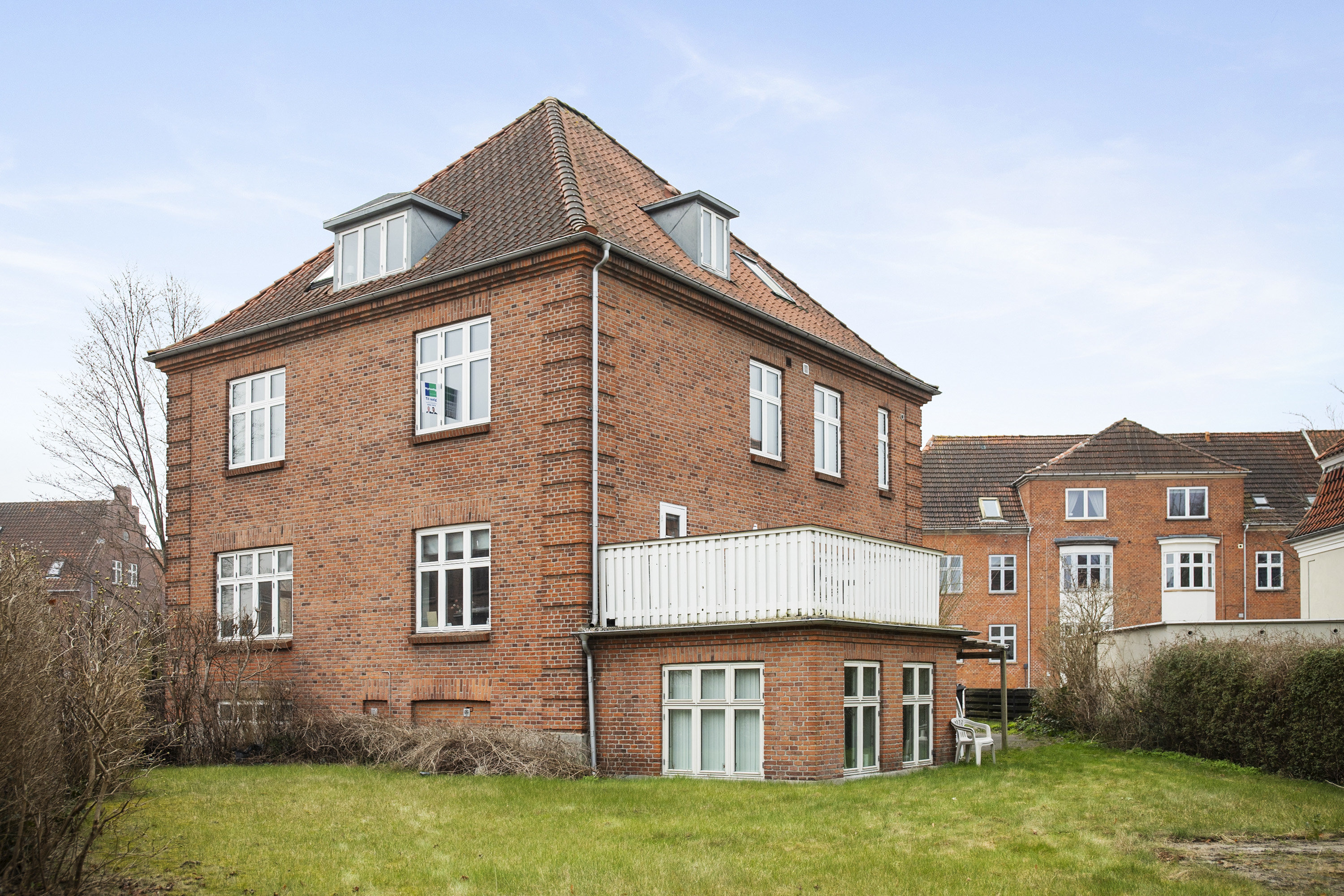 Fremhævet ejendommen billede i fuldskærmstilstand. Billede af Plumsgade 1, 1. tv., 5000 Odense C