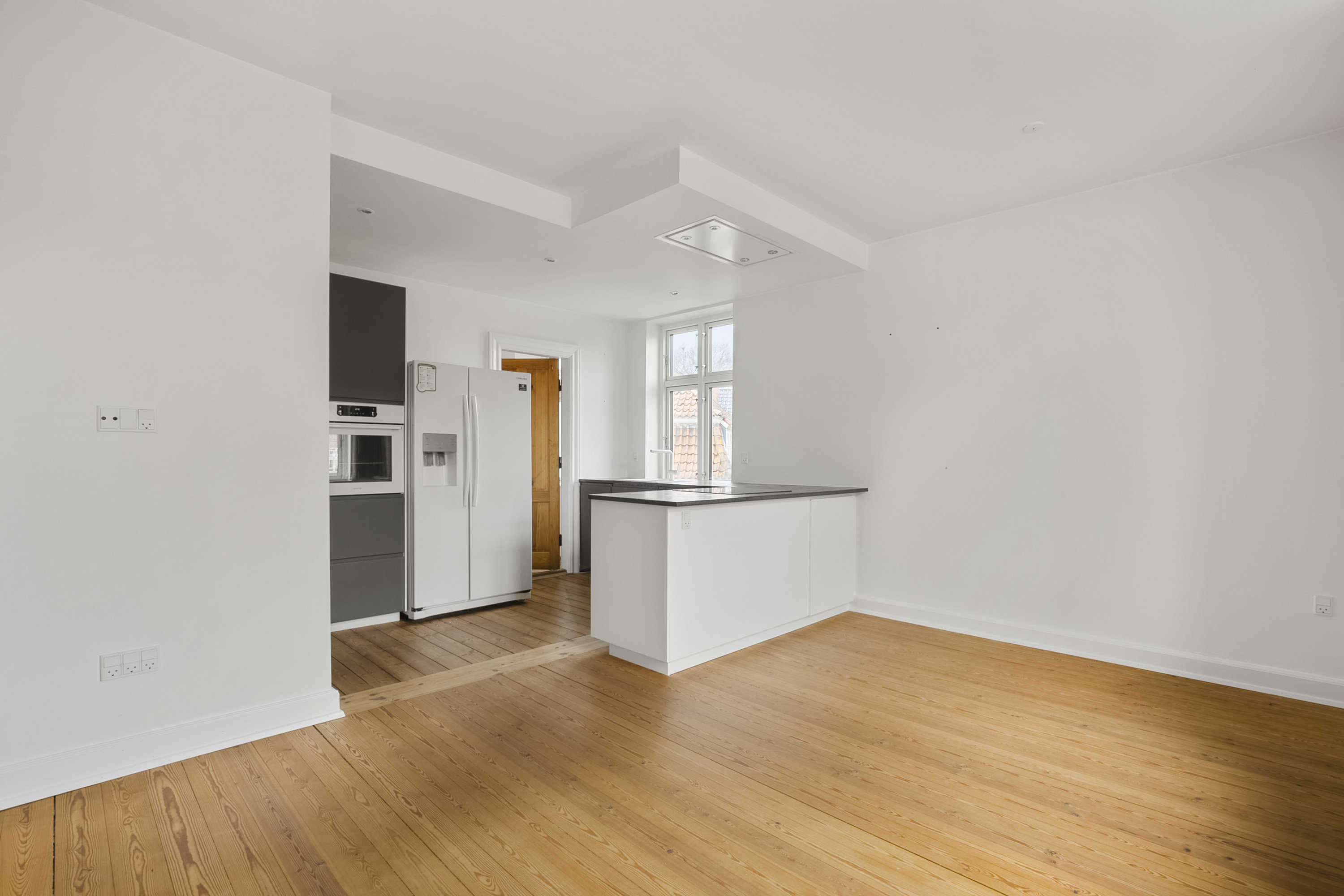 Fremhævet køkken billede i fuldskærmstilstand. Billede af Plumsgade 1, 1. tv., 5000 Odense C