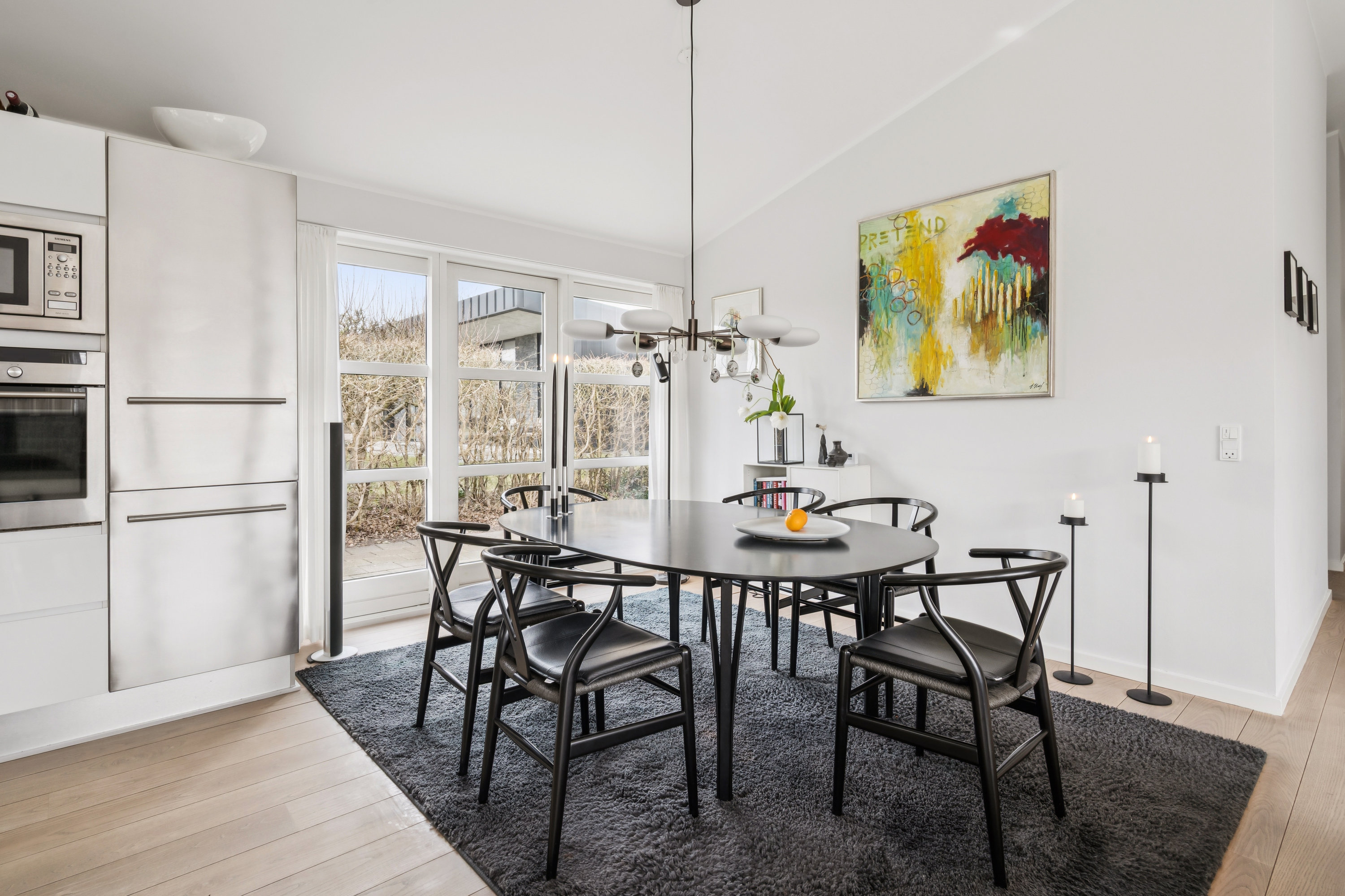 Fremhævet stue billede i fuldskærmstilstand. Billede af Gransangervej 9, 8250 Egå