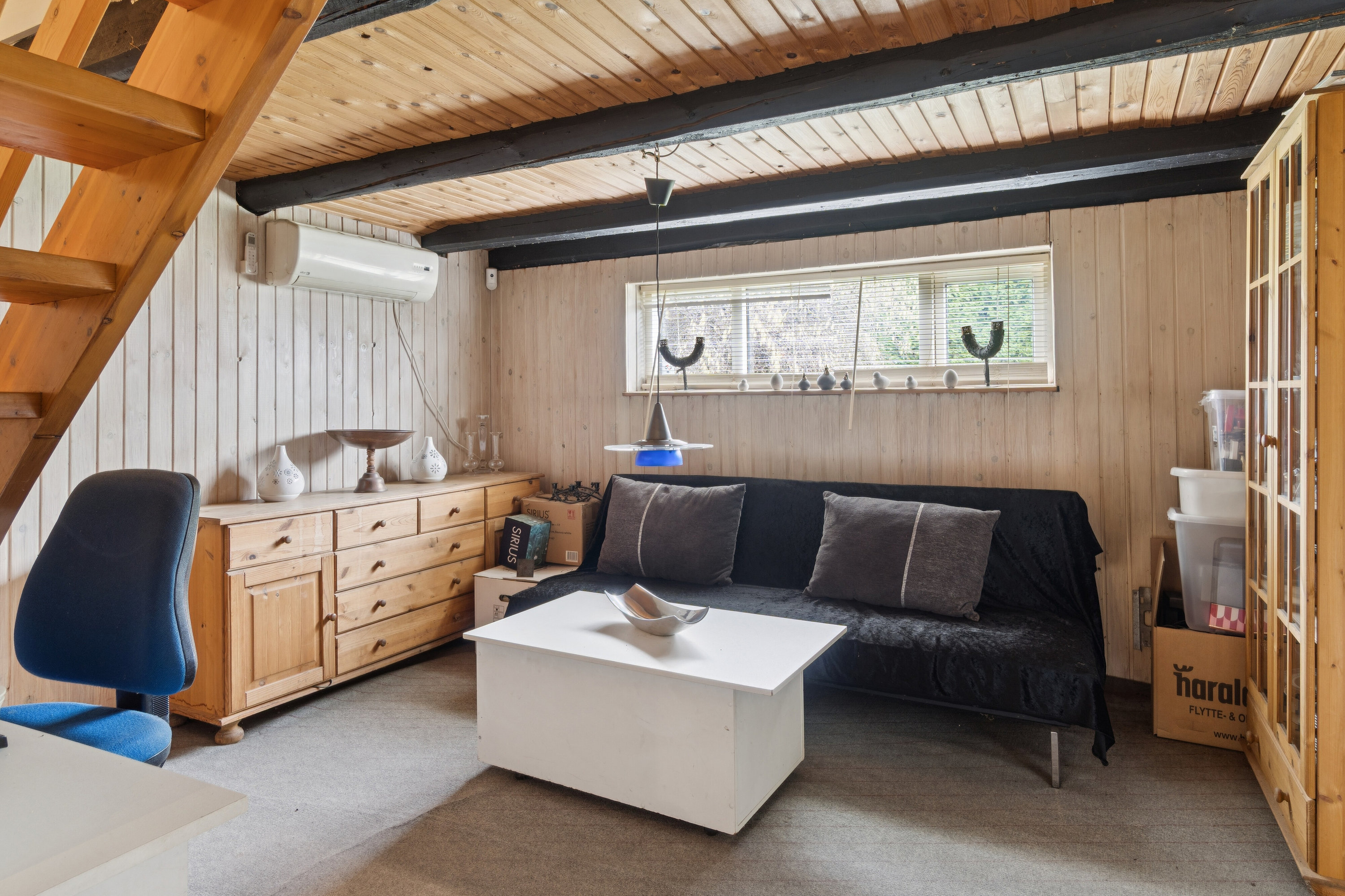 Fremhævet stue billede i fuldskærmstilstand. Billede af Resenbrovej 11, 2610 Rødovre