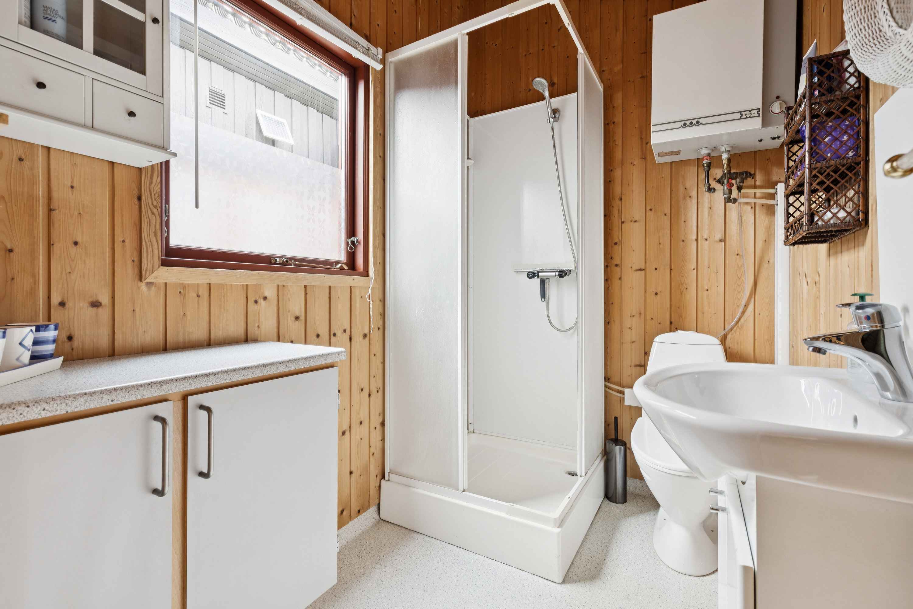 Fremhævet badeværelse billede i fuldskærmstilstand. Billede af Ingerslevvej 14, Bjerge Sydstrand, 4281 Gørlev