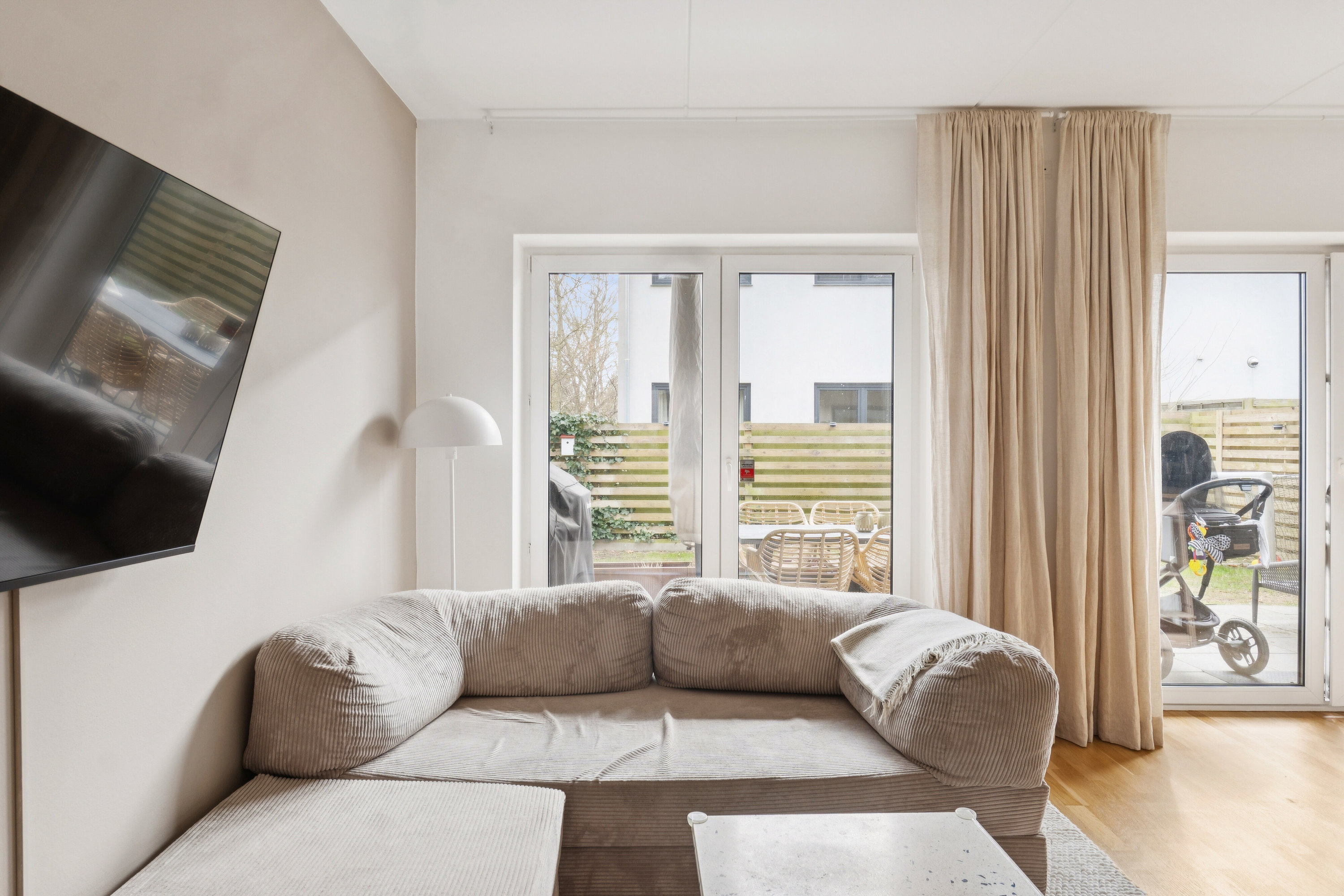 Fremhævet stue billede i fuldskærmstilstand. Billede af Rødovrevej 380, st.. th., 2610 Rødovre