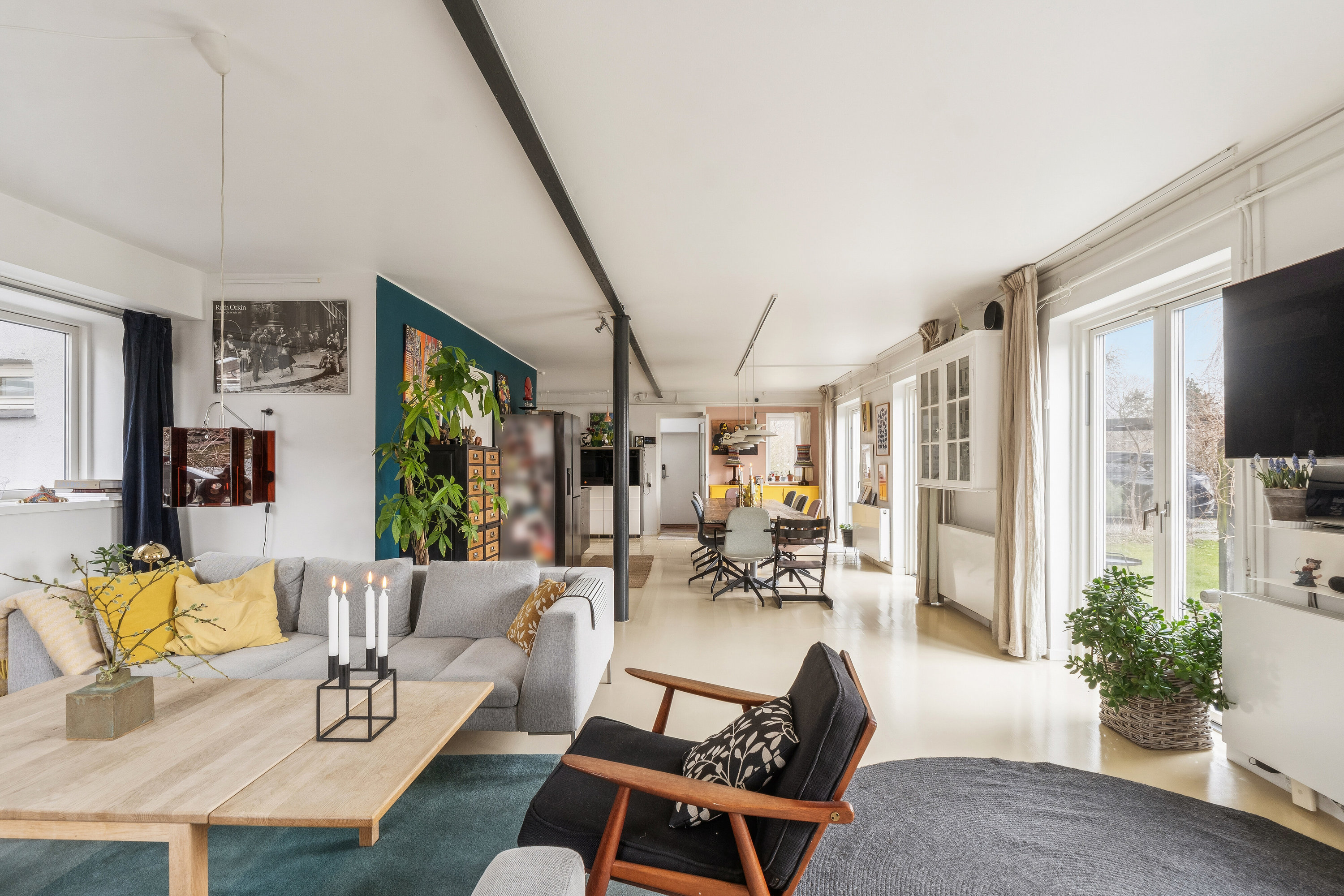 Fremhævet stue billede i fuldskærmstilstand. Billede af Blomsterkrogen 21, 2620 Albertslund