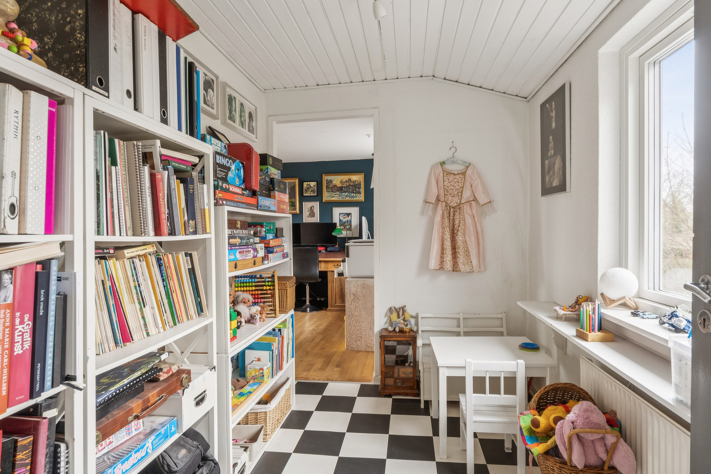 Fremhævet børneværelse billede i fuldskærmstilstand. Billede af Blomsterkrogen 21, 2620 Albertslund