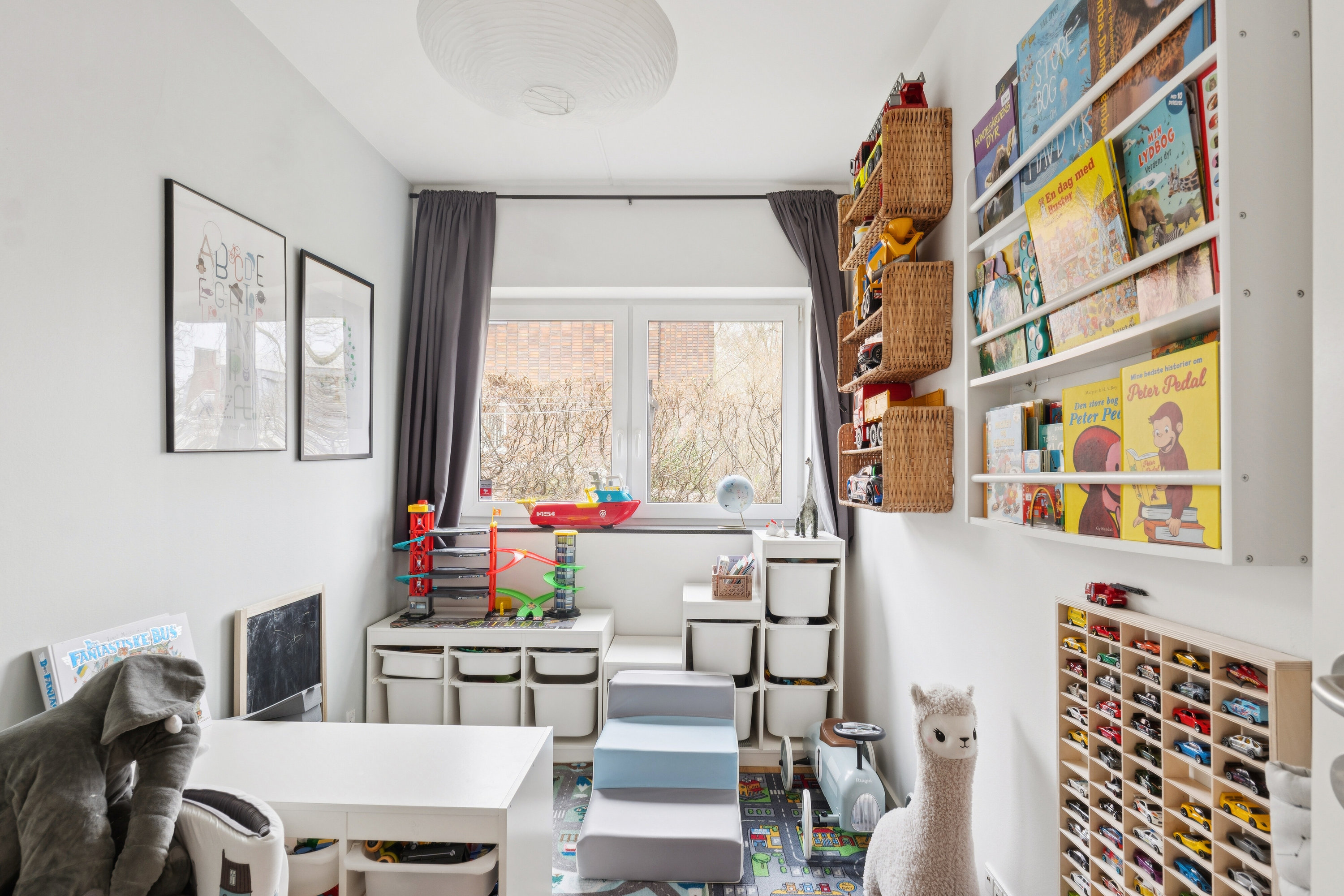 Fremhævet børneværelse billede i fuldskærmstilstand. Billede af Rødovrevej 380, st.. th., 2610 Rødovre
