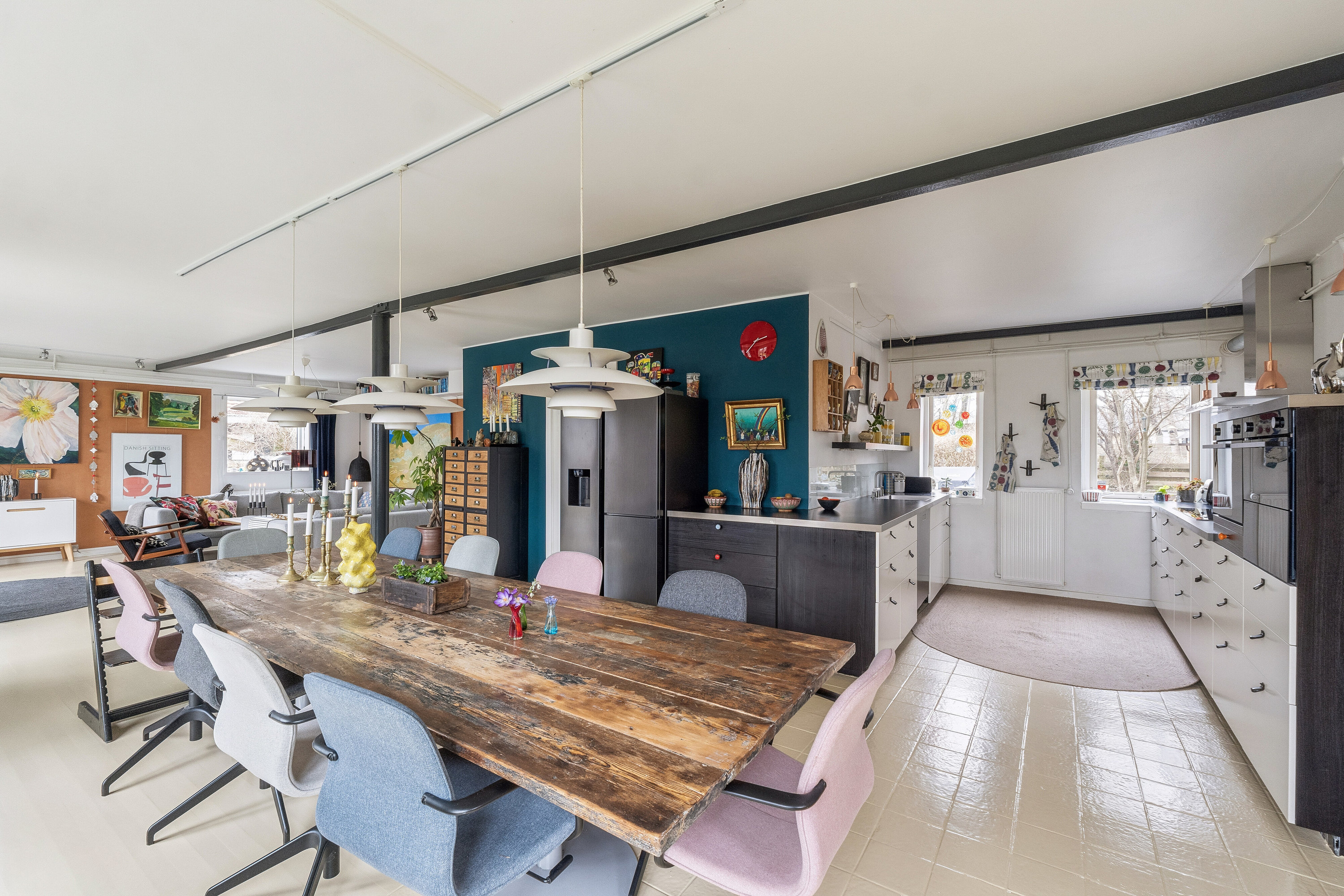 Fremhævet spisestue billede i fuldskærmstilstand. Billede af Blomsterkrogen 21, 2620 Albertslund