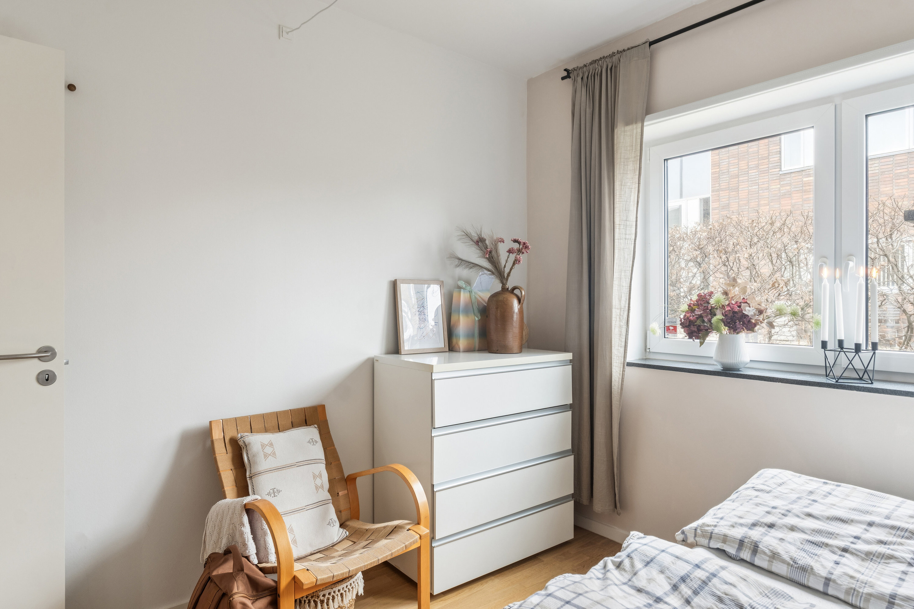 Fremhævet soveværelse billede i fuldskærmstilstand. Billede af Rødovrevej 380, st.. th., 2610 Rødovre