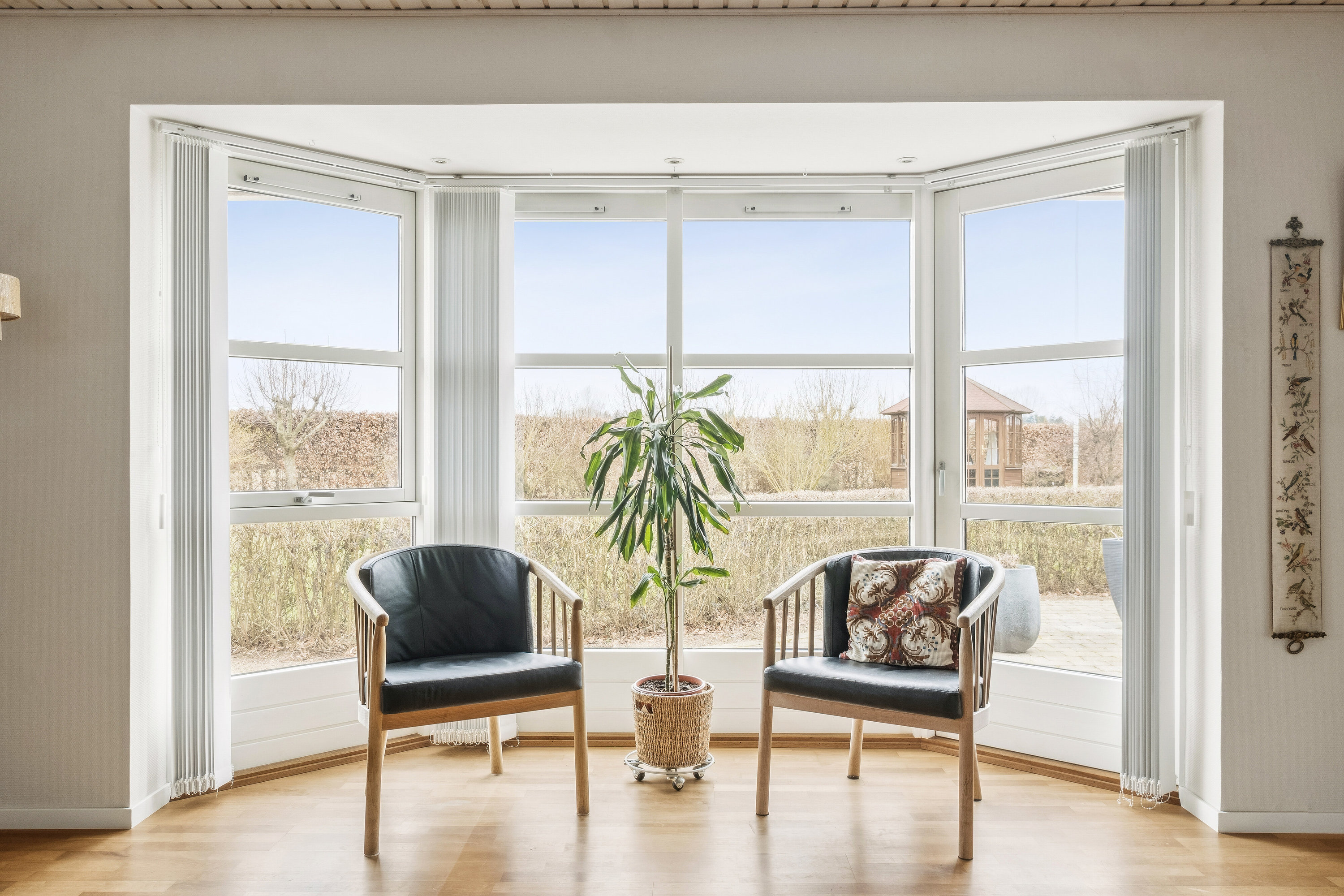 Fremhævet stue billede i fuldskærmstilstand. Billede af Randersvej 33, 4200 Slagelse